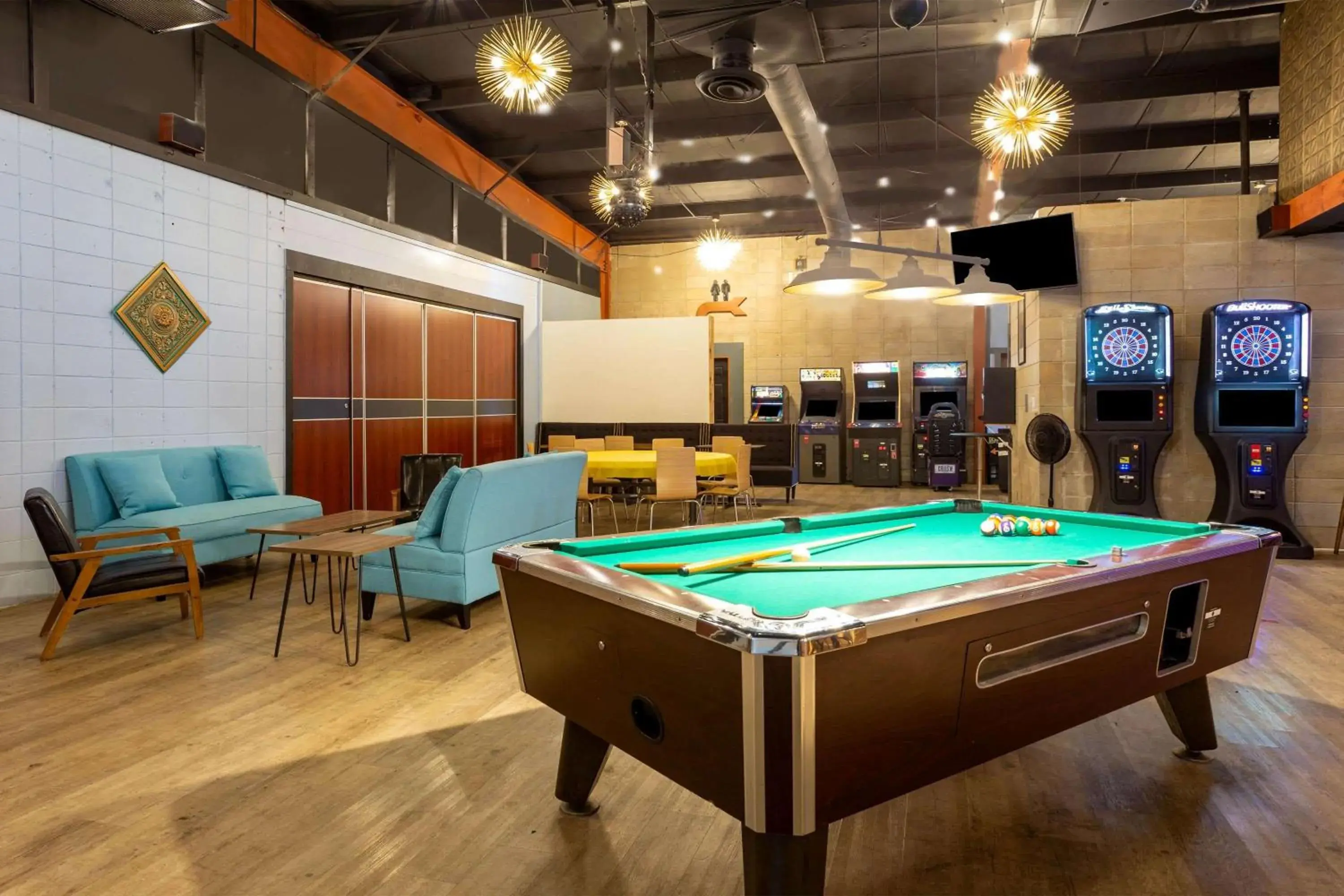 Lounge or bar in Starved Rock Motor Inn Lounge or bar in Starved Rock Motor Inn