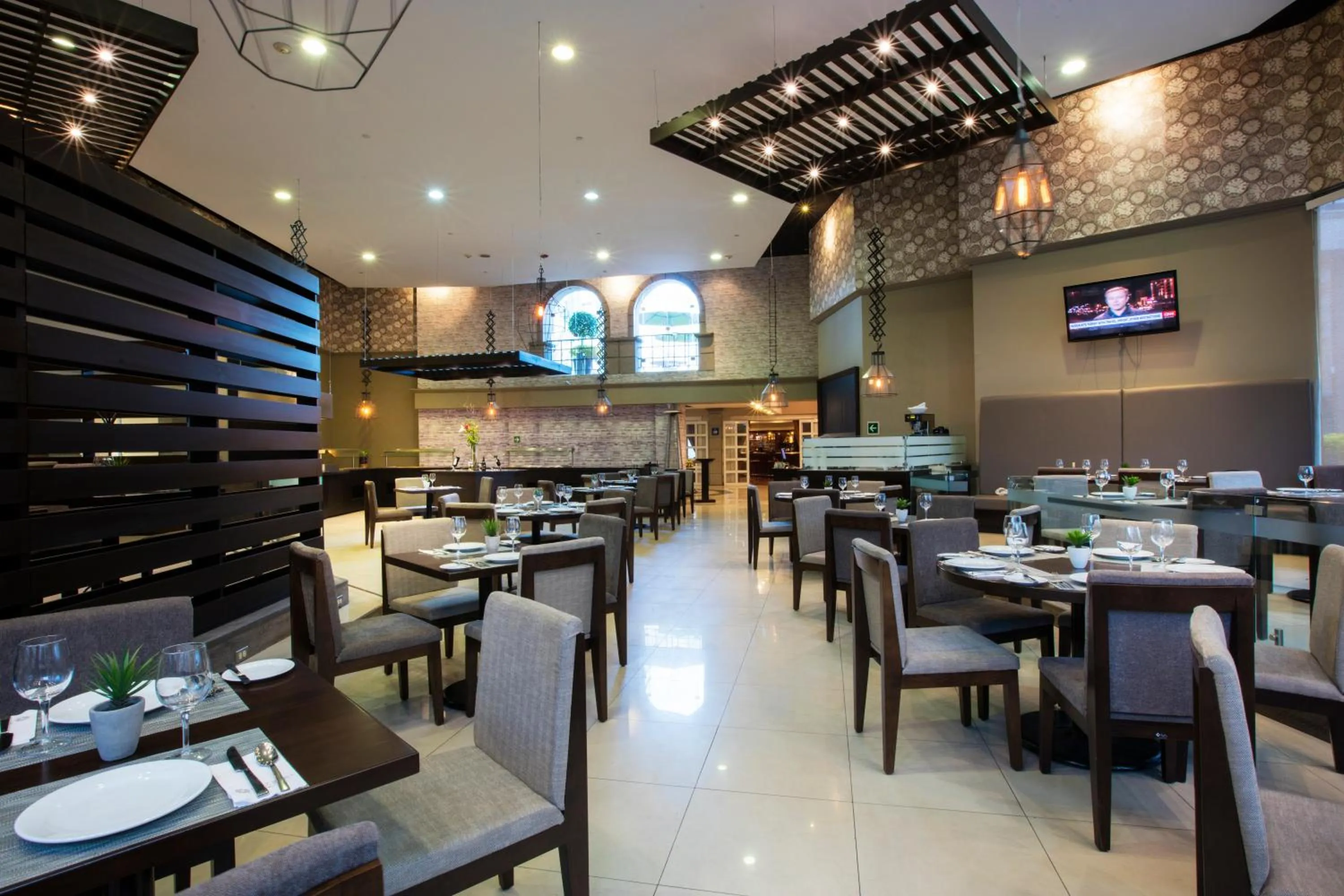 Restaurant/places to eat in Krystal Satelite Maria Barbara