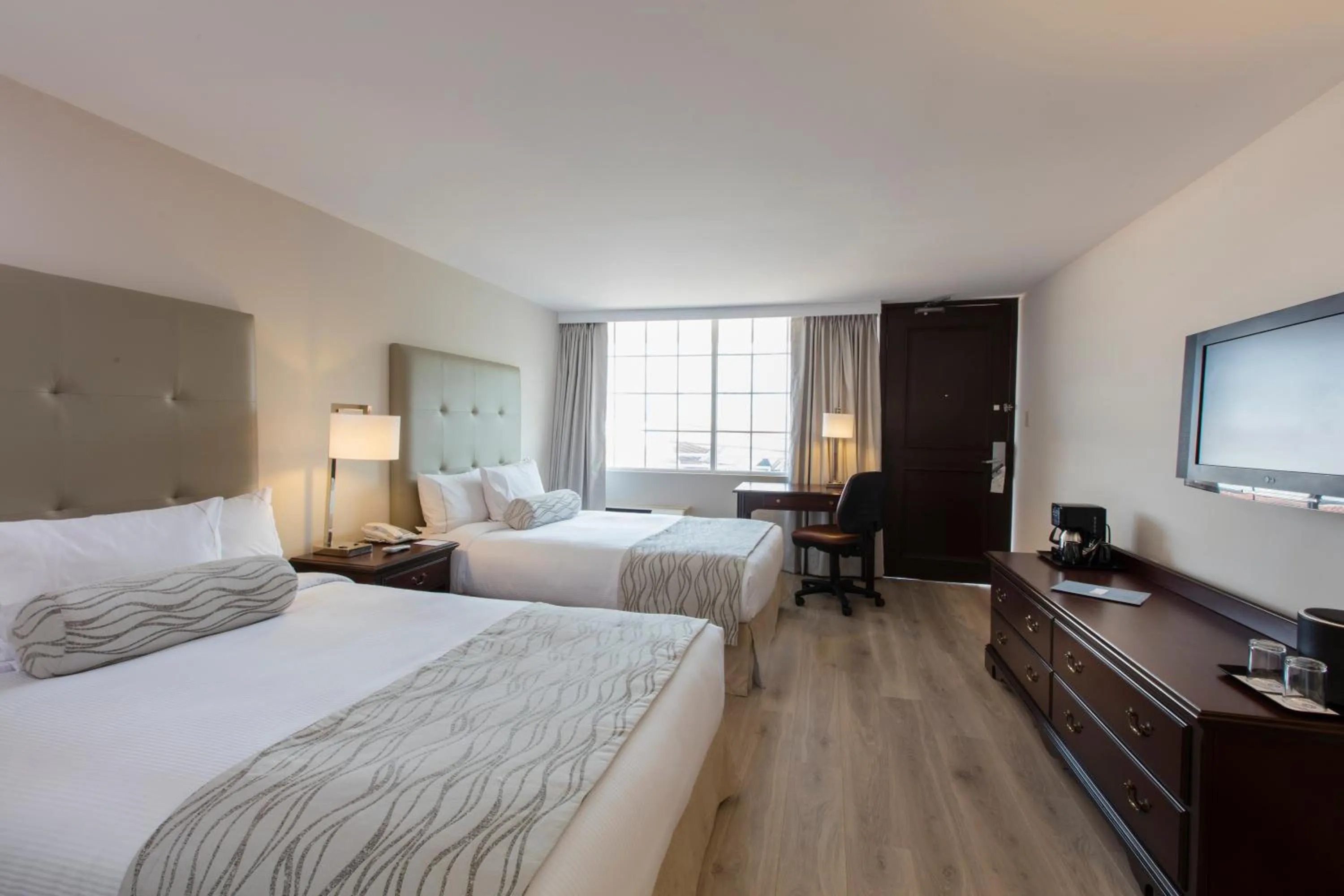 Photo of the whole room, Bed in Krystal Satelite Maria Barbara