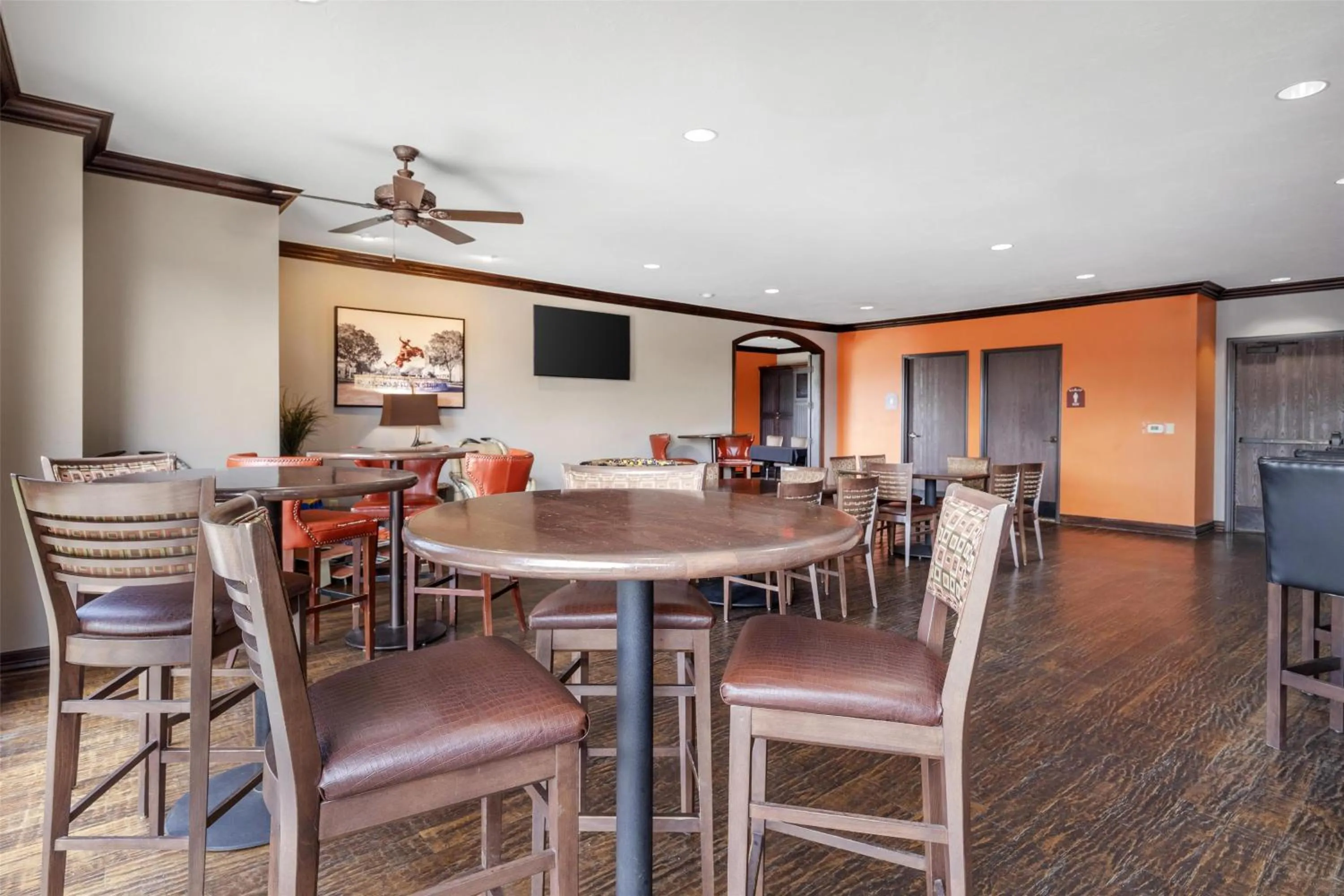 Restaurant/places to eat in Best Western PLUS Cimarron Hotel & Suites