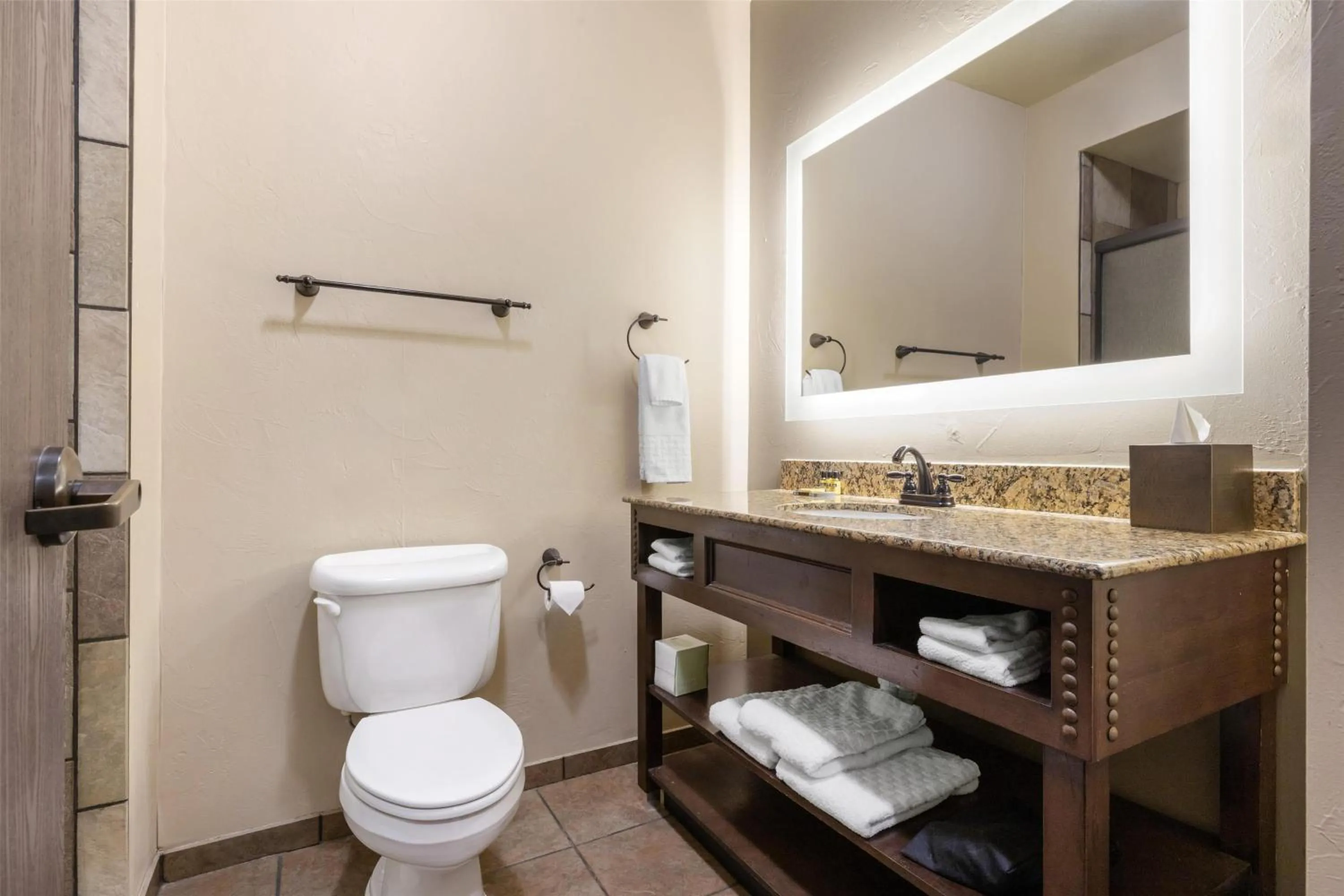 Bathroom in Best Western PLUS Cimarron Hotel & Suites