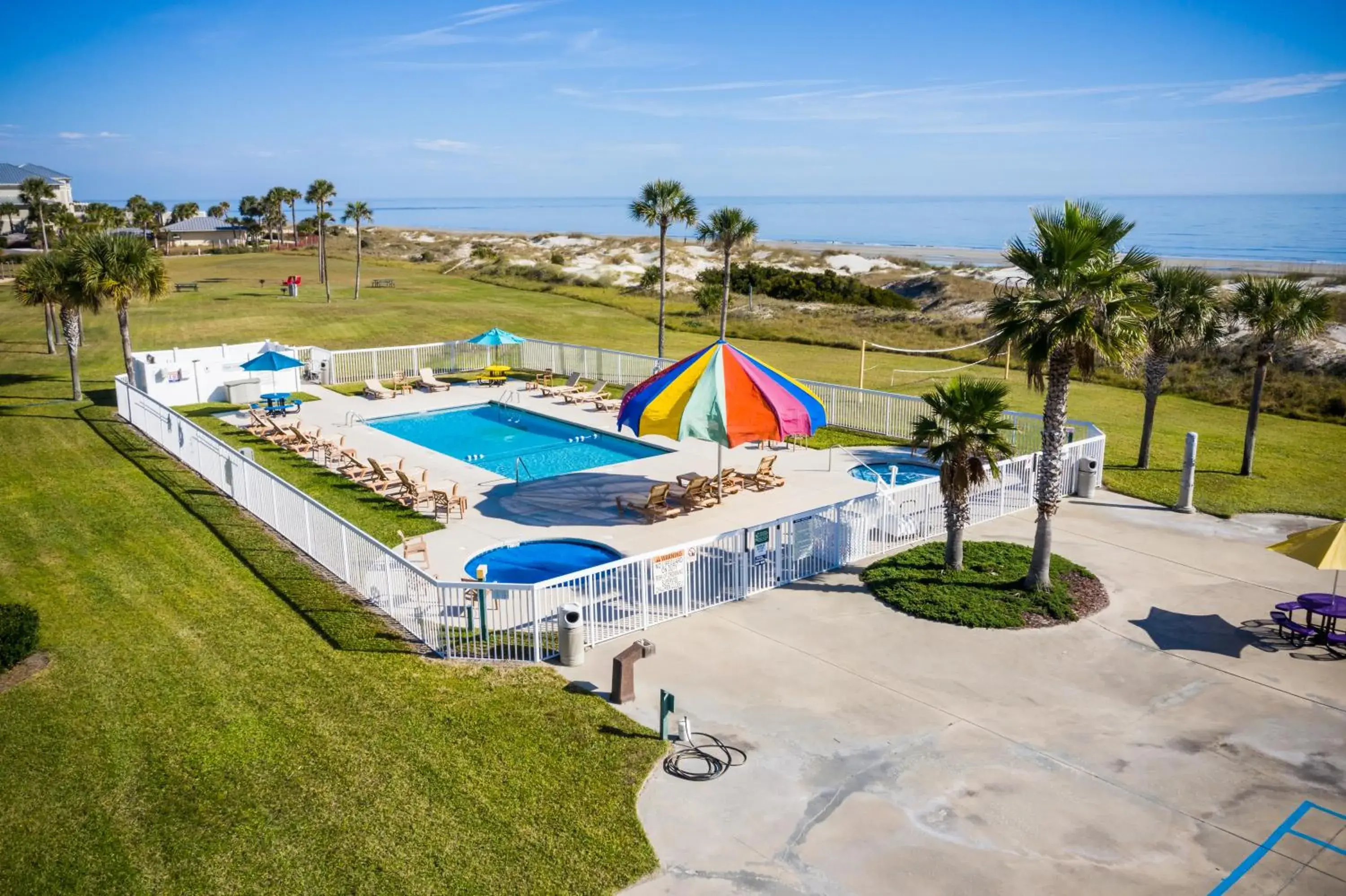 Bird's eye view in Days Inn & Suites by Wyndham Jekyll Island Bird's eye view in Days Inn & Suites by Wyndham Jekyll Island