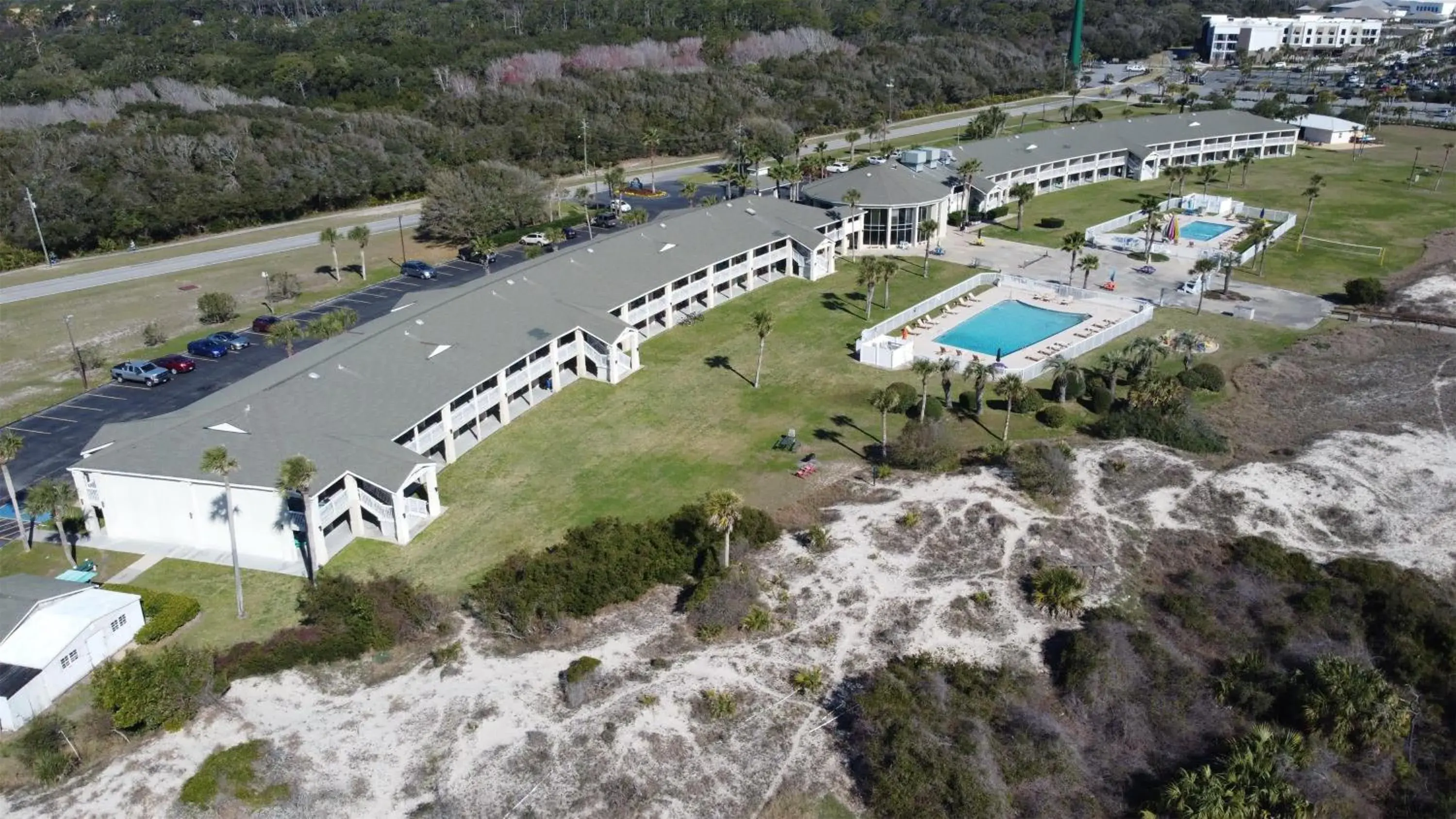 Property building in Days Inn & Suites by Wyndham Jekyll Island Property building in Days Inn & Suites by Wyndham Jekyll Island