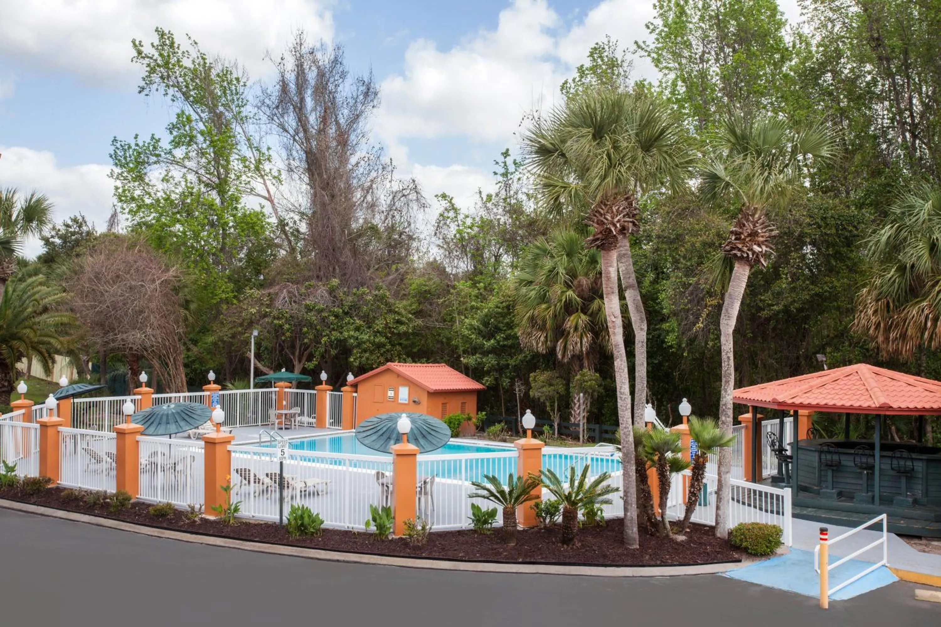 Pool view in Baymont by Wyndham Lake City I-75