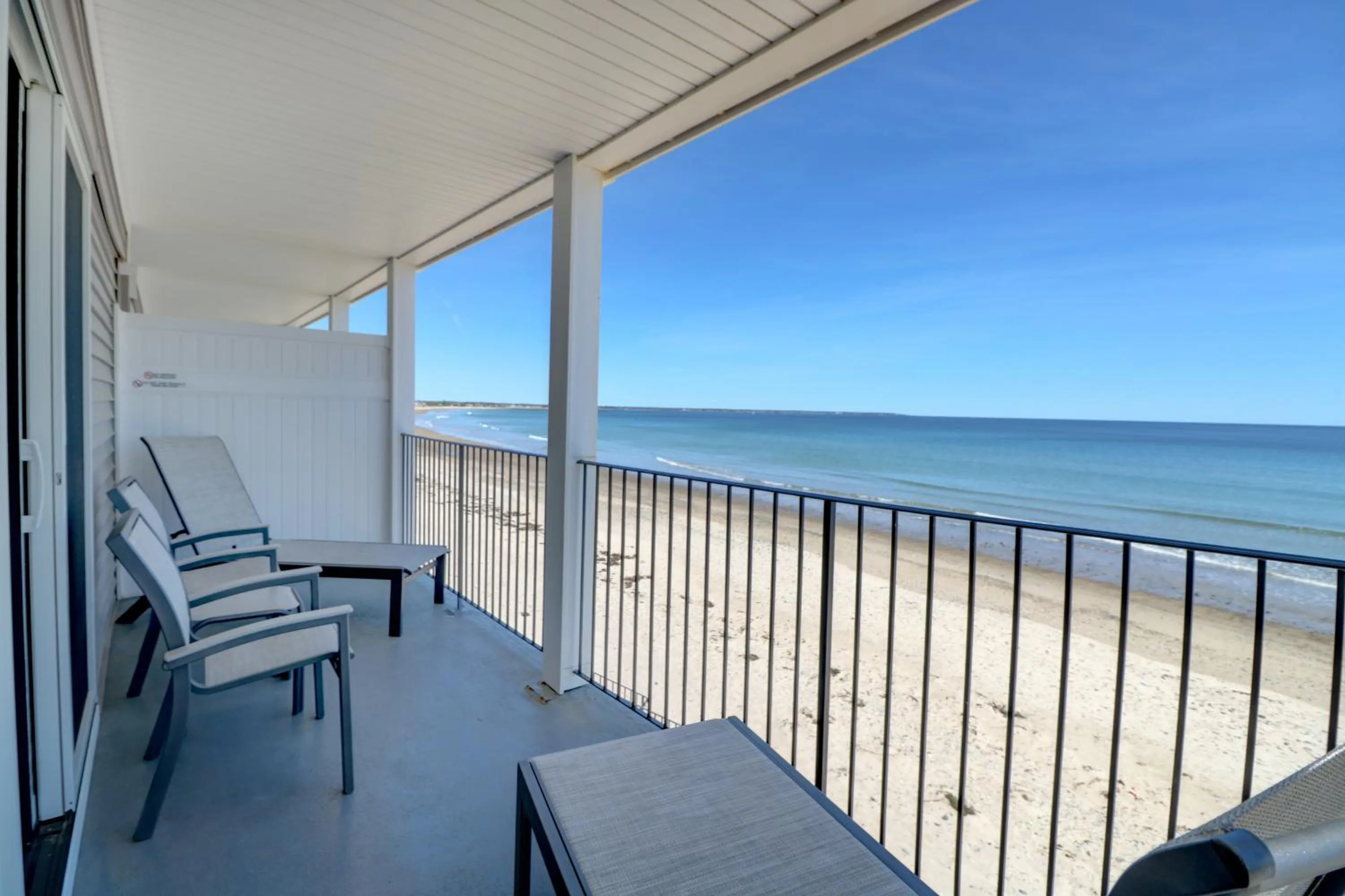 King Room with Balcony in Atlantic Oceanfront Hotel, Wells Beach