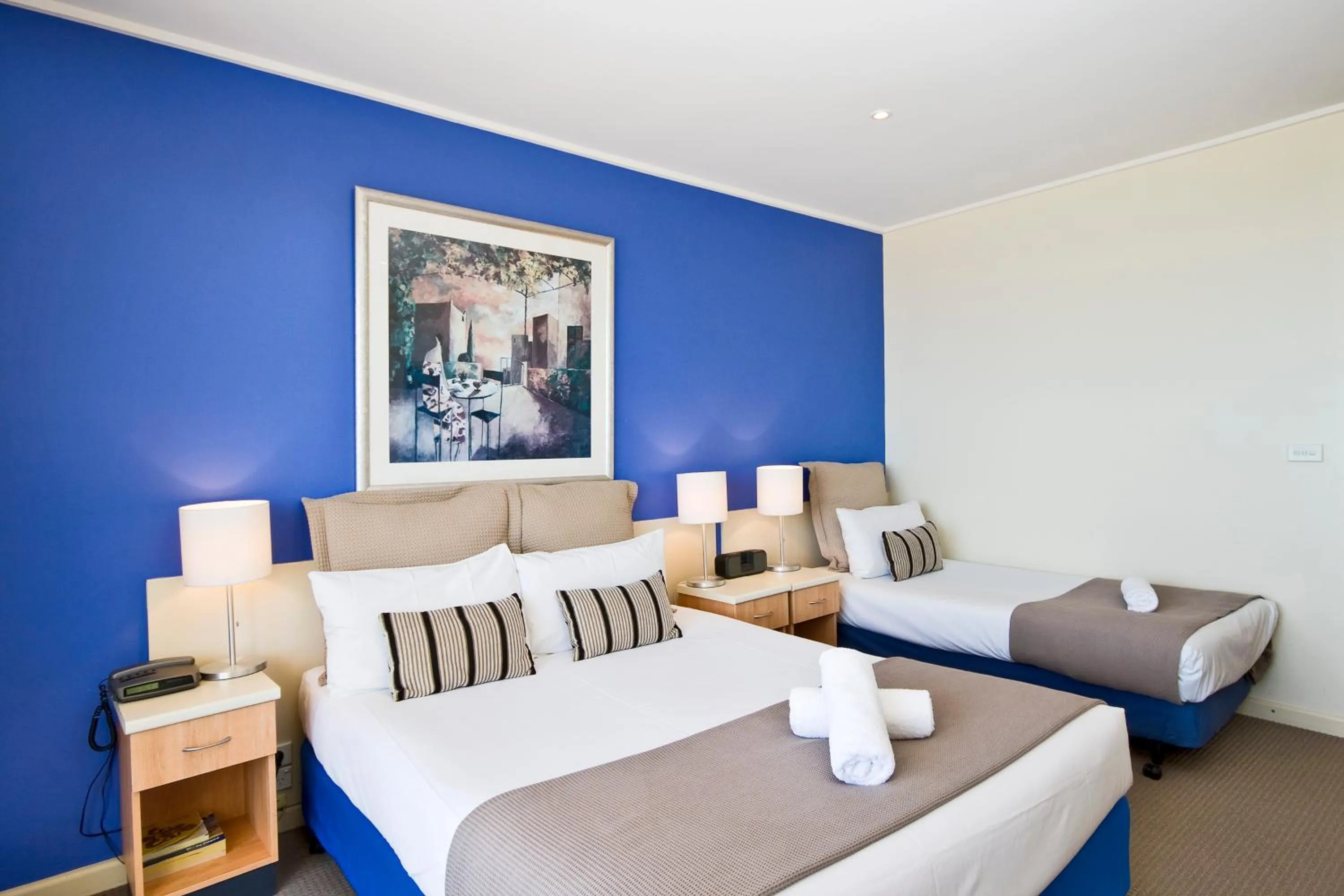 Bed in The Sandridge Motel