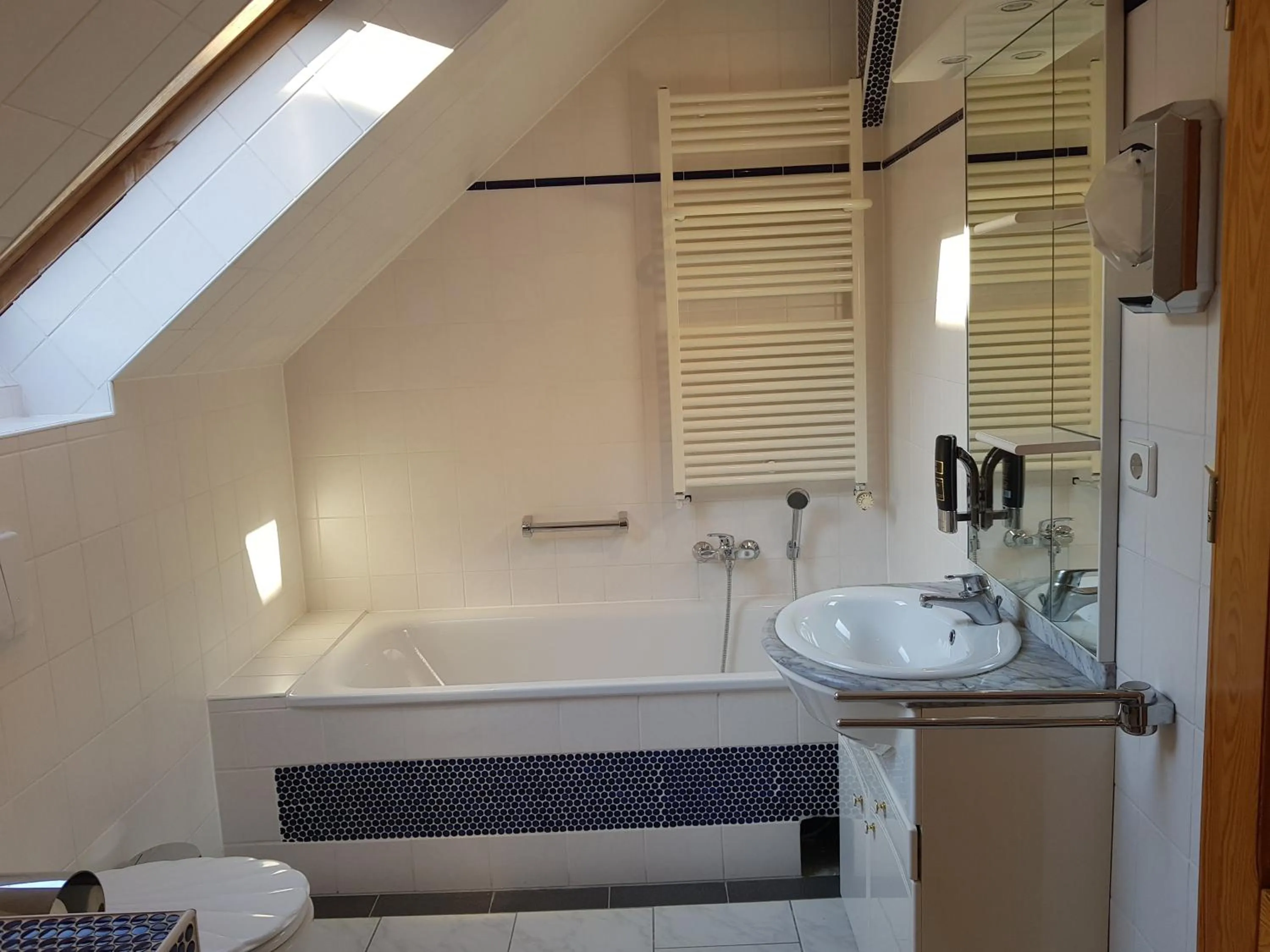 Bathroom in Gasthaus Hannover