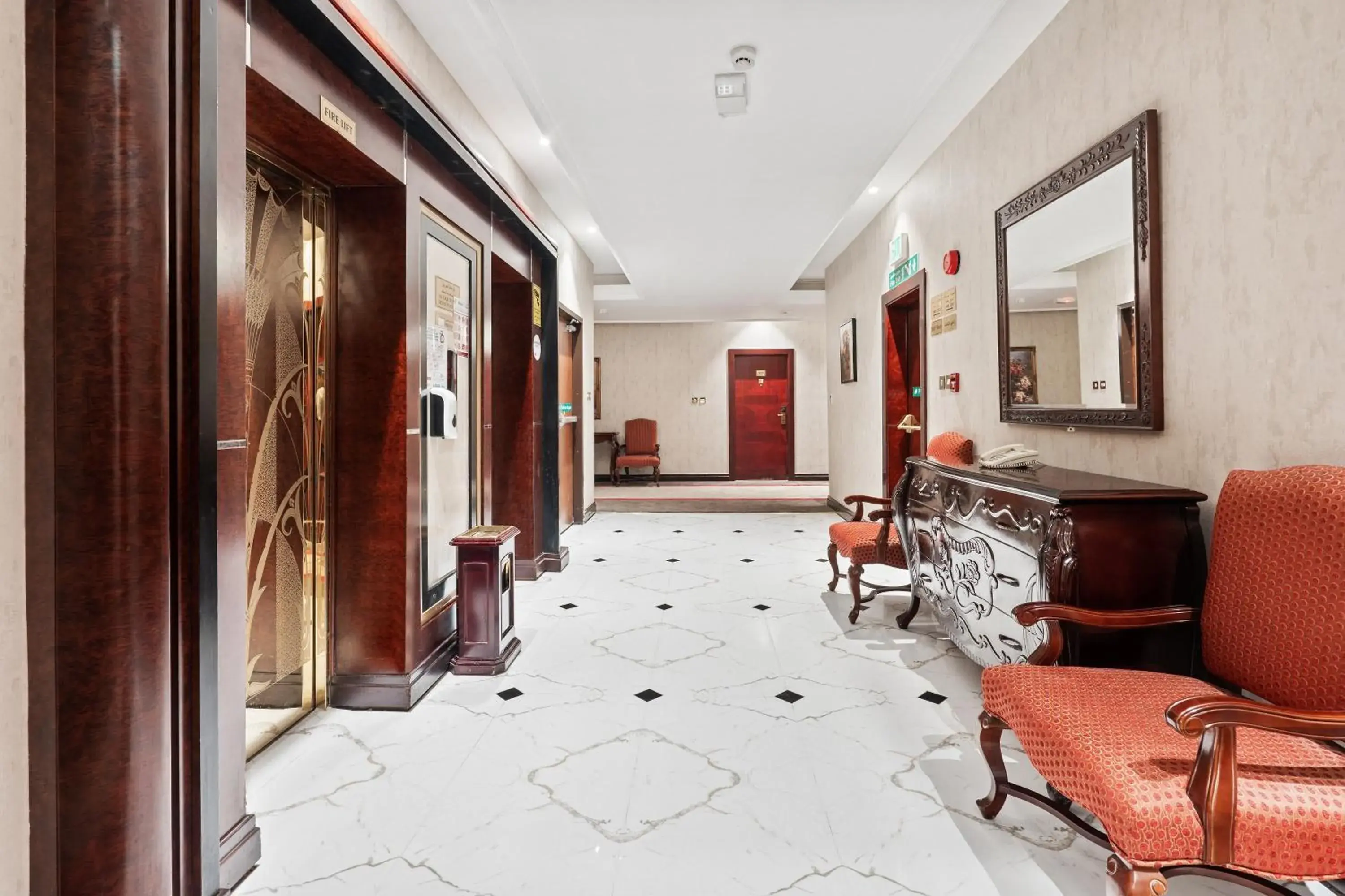 Property building in Chairmen Hotel Property building in Chairmen Hotel