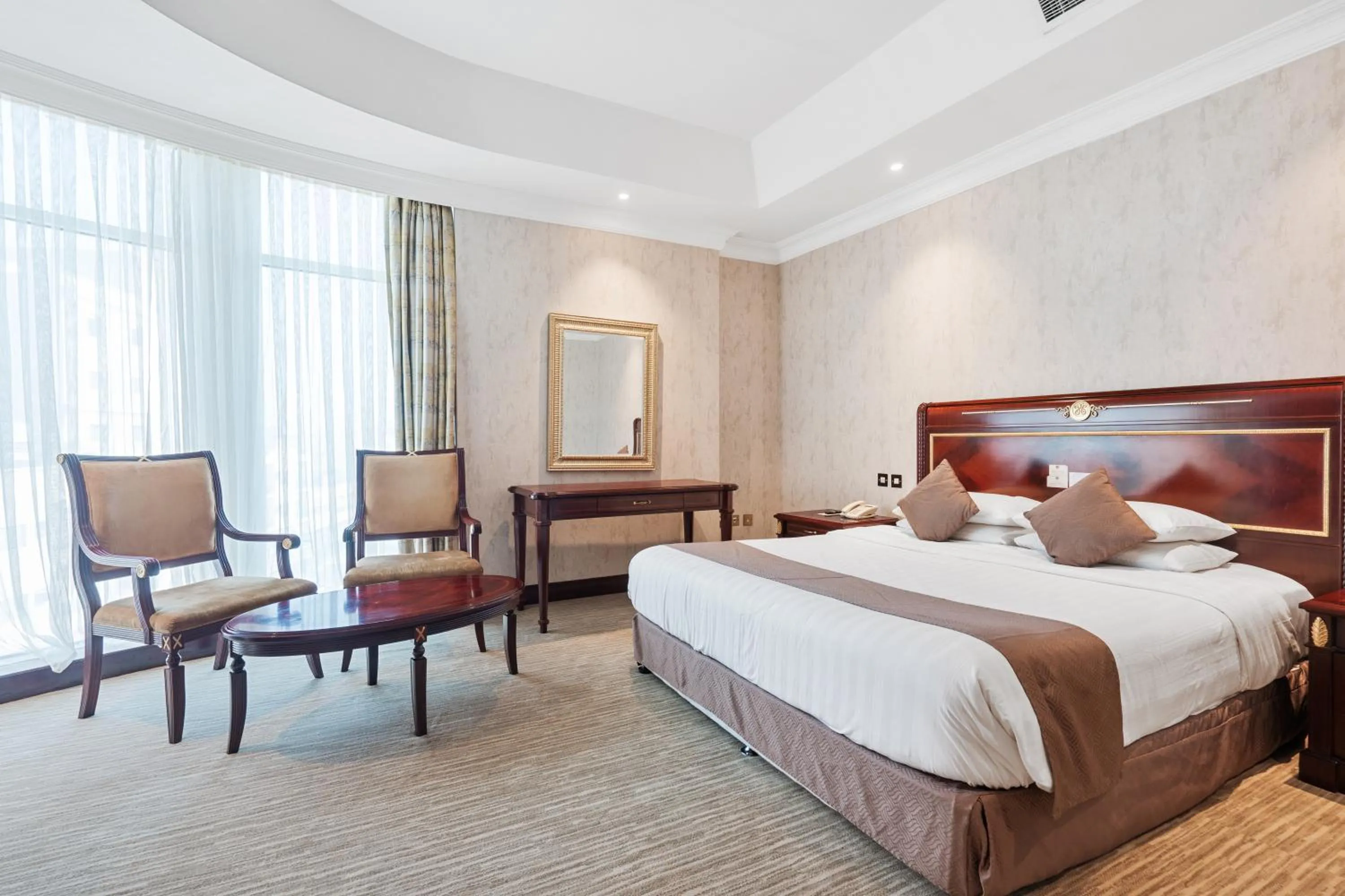 Bedroom, Bed in Chairmen Hotel