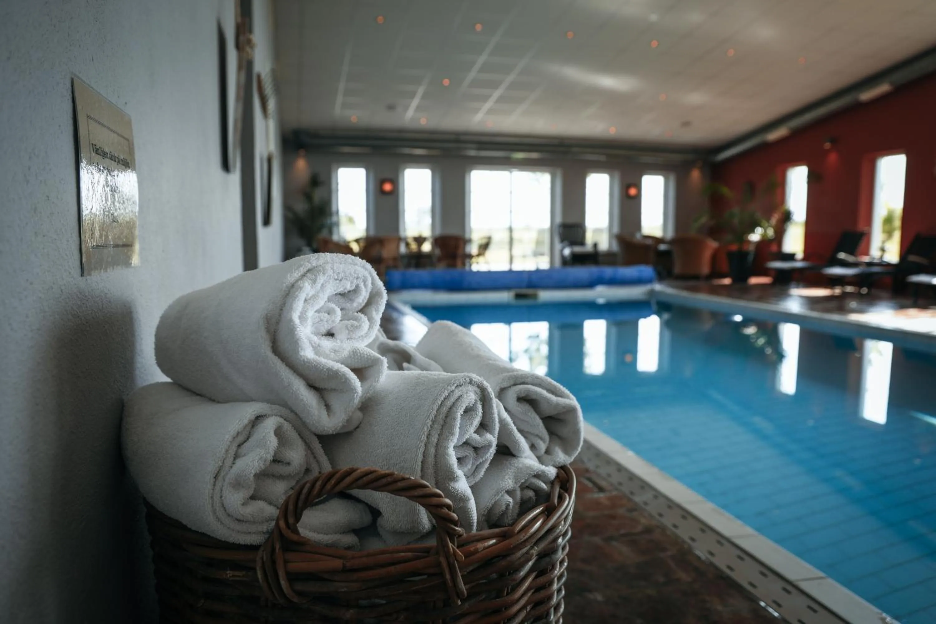 Pool view in Örums Nygård Gårdshotell