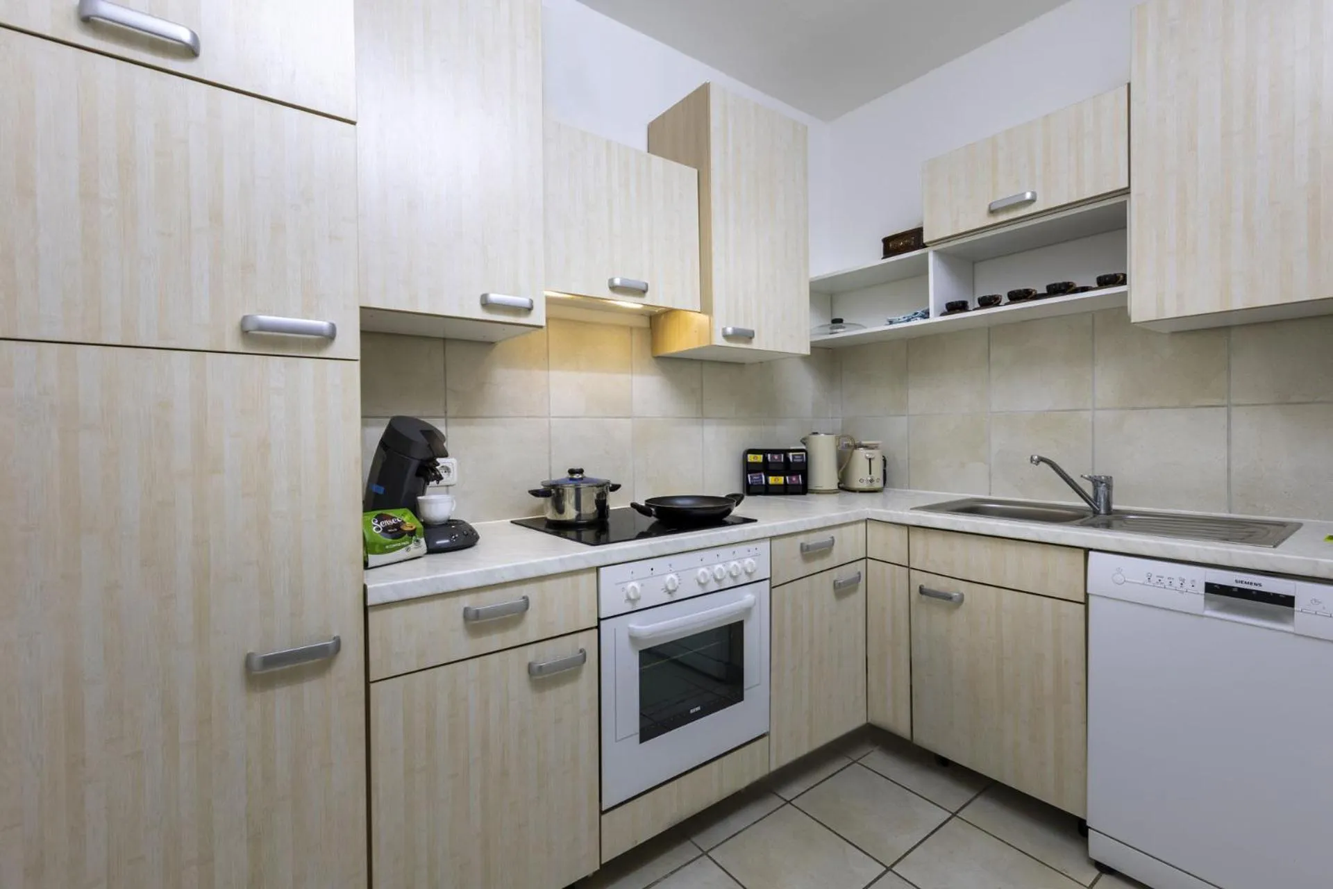 Coffee/tea facilities in Bei Ulbrichs Hotel garni & Catering