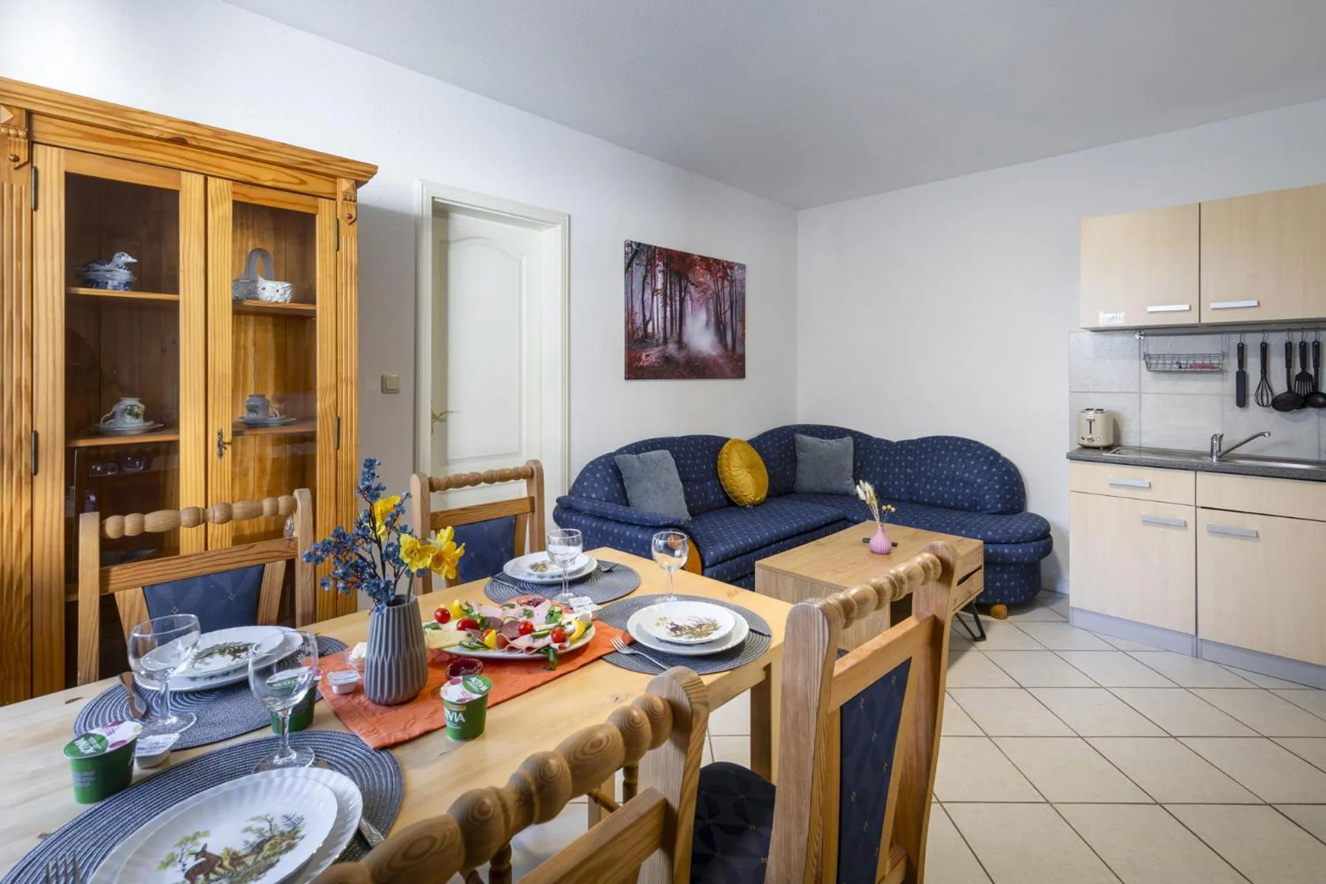 Kitchen or kitchenette in Bei Ulbrichs Hotel garni & Catering