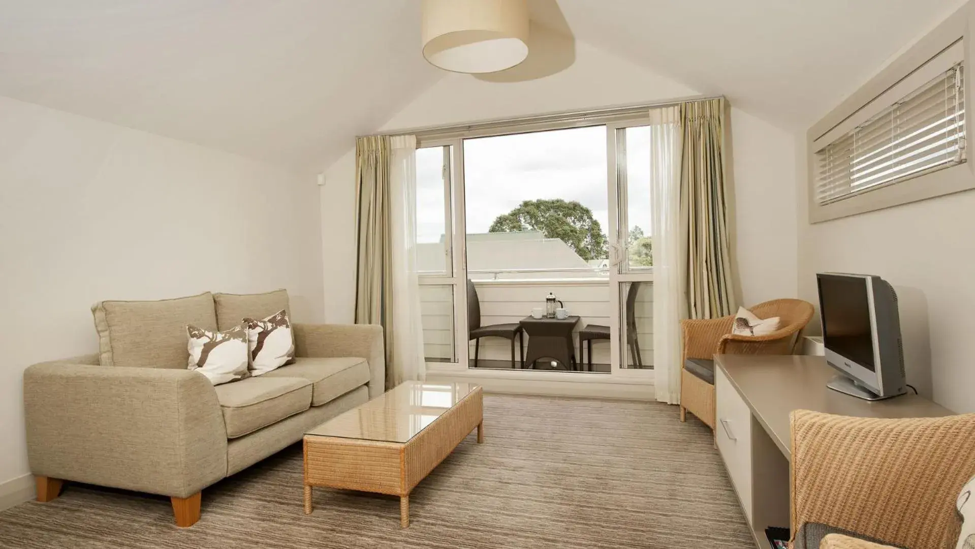 Apartment 16 - Village View Studio in Hananui Lodge and Apartments Apartment 16 - Village View Studio in Hananui Lodge and Apartments