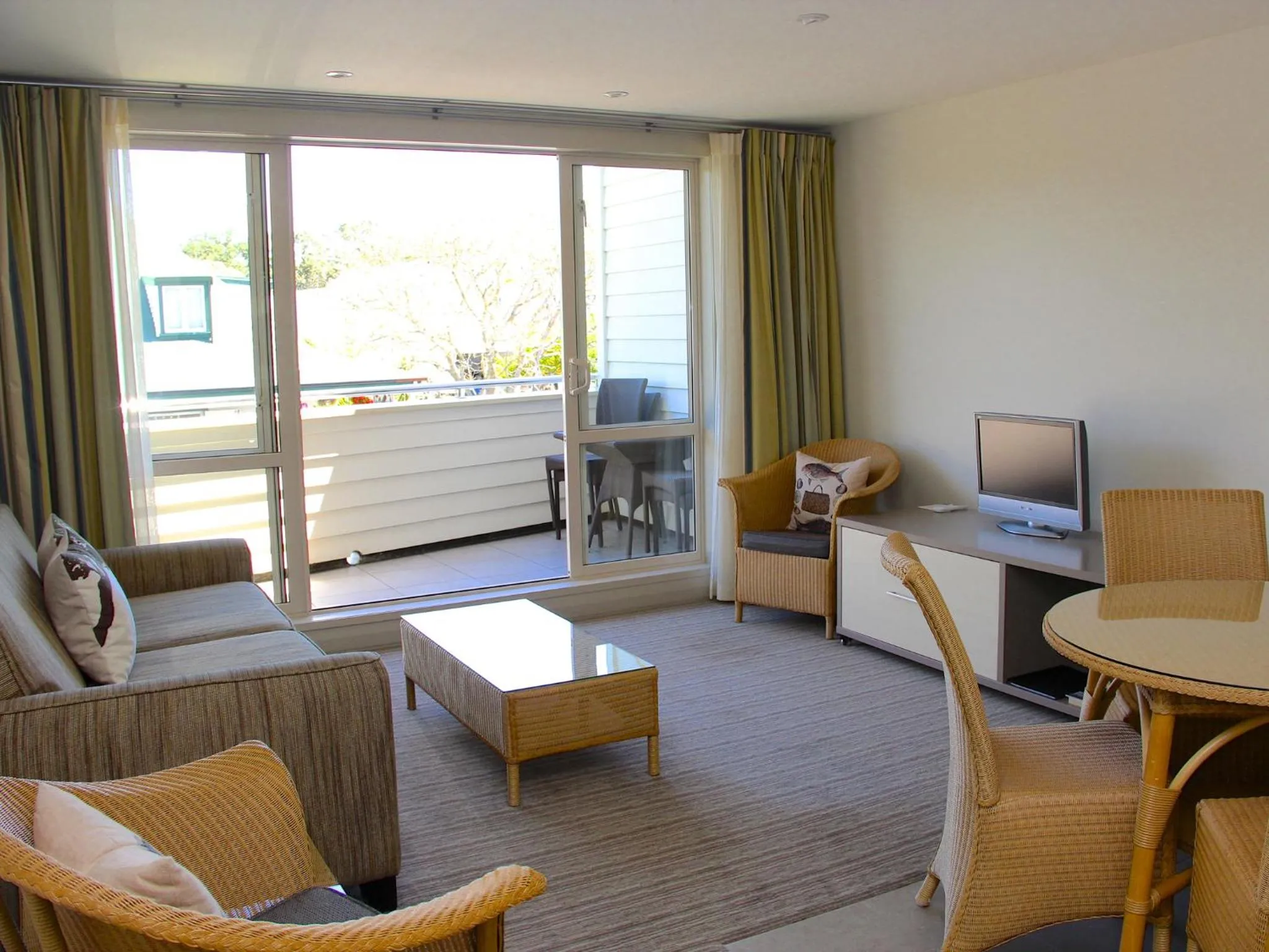 Balcony/Terrace in Hananui Lodge and Apartments