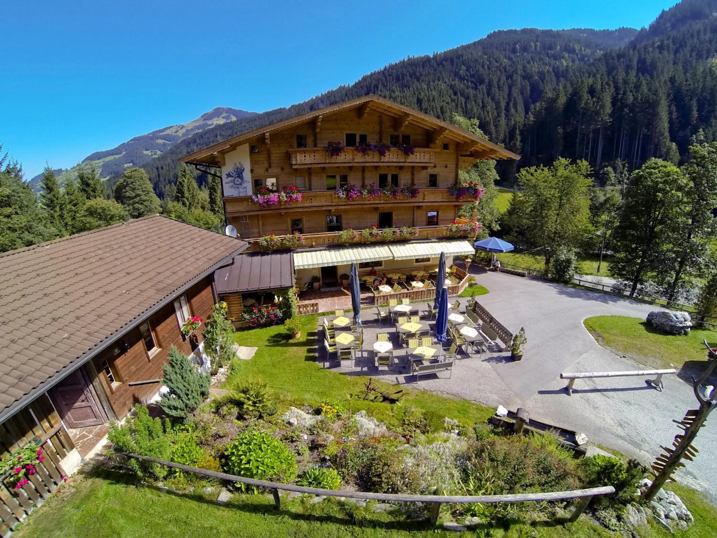 Property building in Gasthaus Steinberg