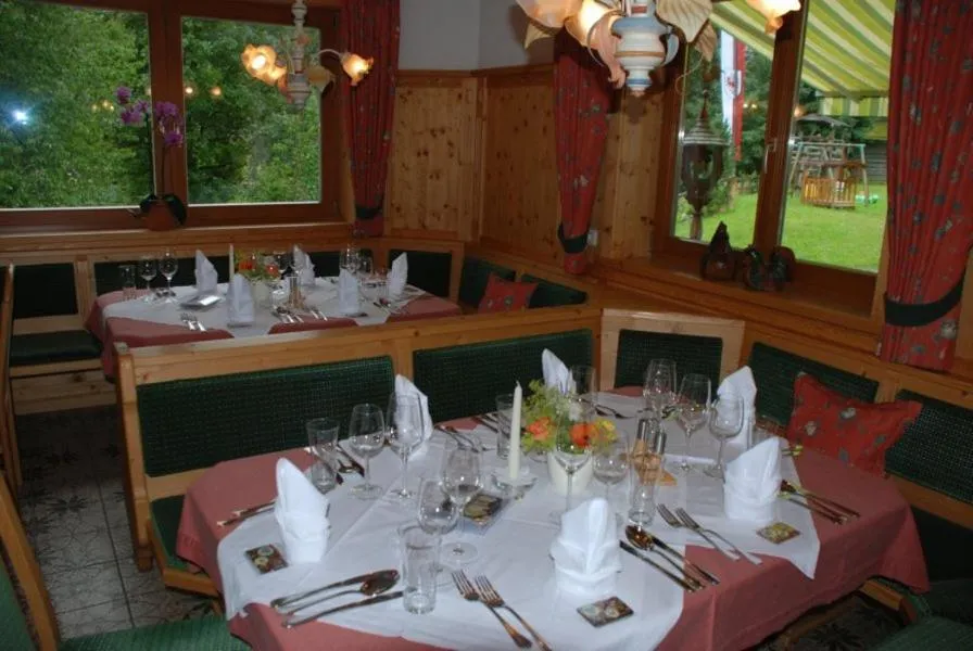 Restaurant/places to eat in Gasthaus Steinberg