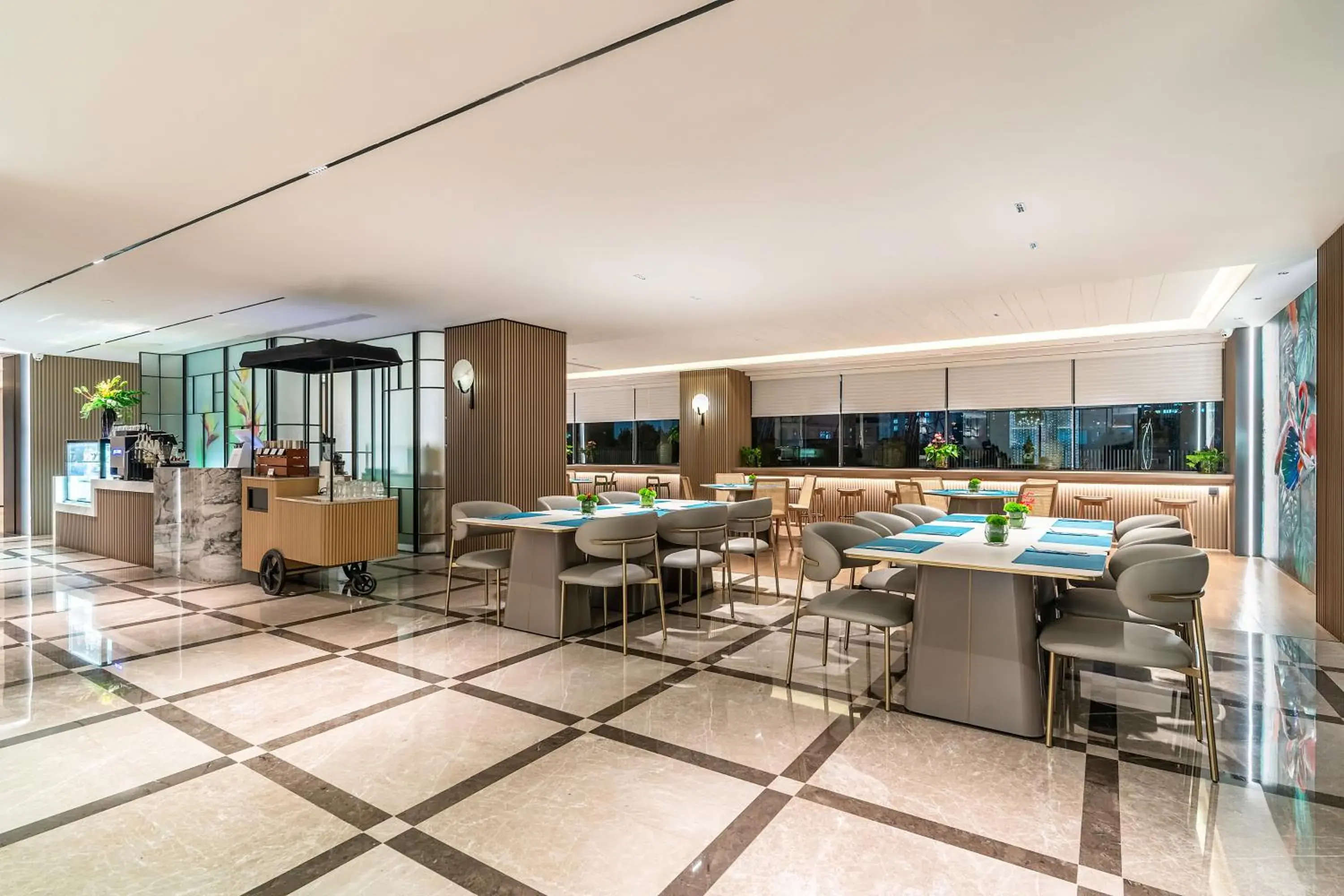 Restaurant/places to eat in SSAW Boutique Hotel Shanghai Bund Restaurant/places to eat in SSAW Boutique Hotel Shanghai Bund