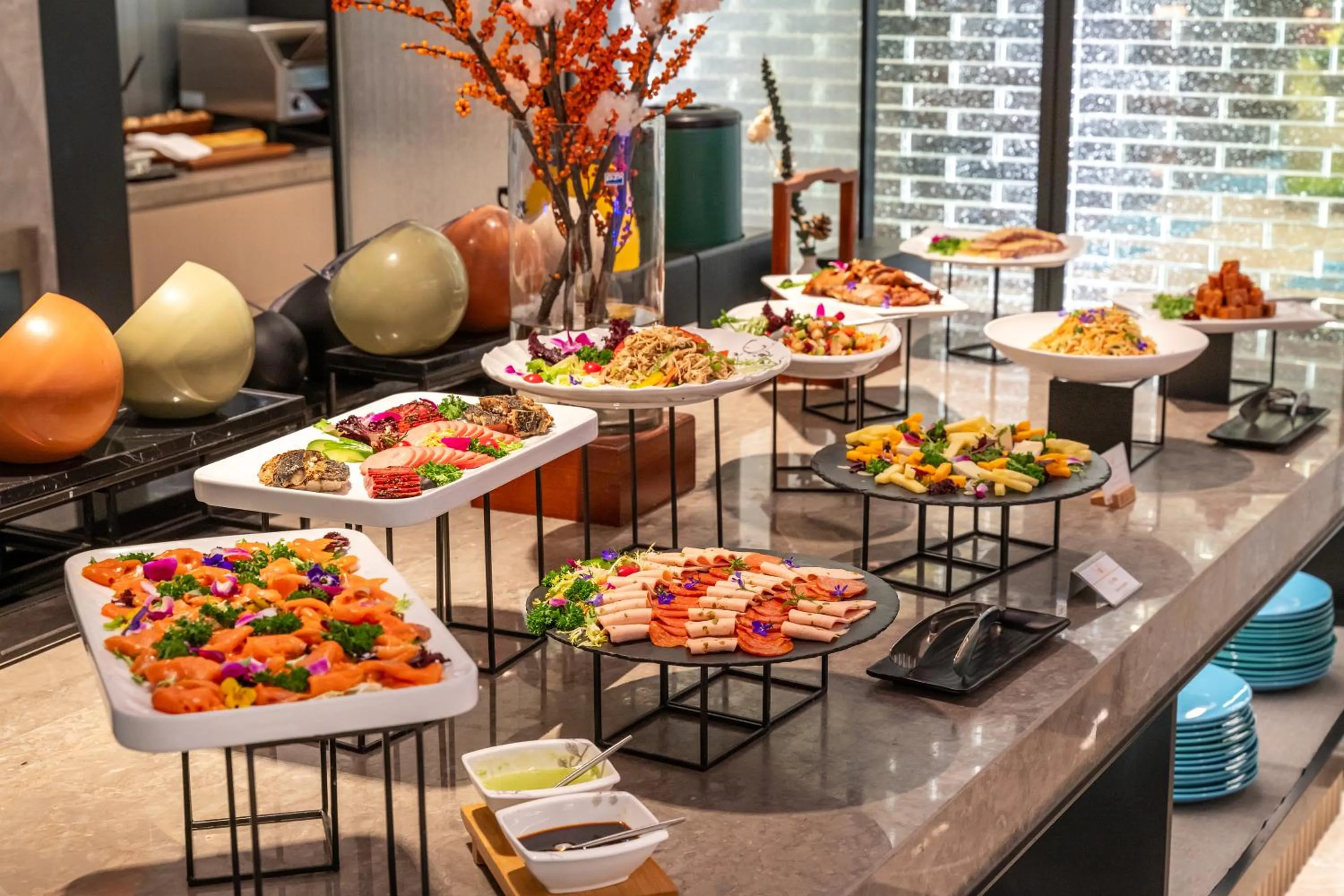 Buffet breakfast in SSAW Boutique Hotel Shanghai Bund