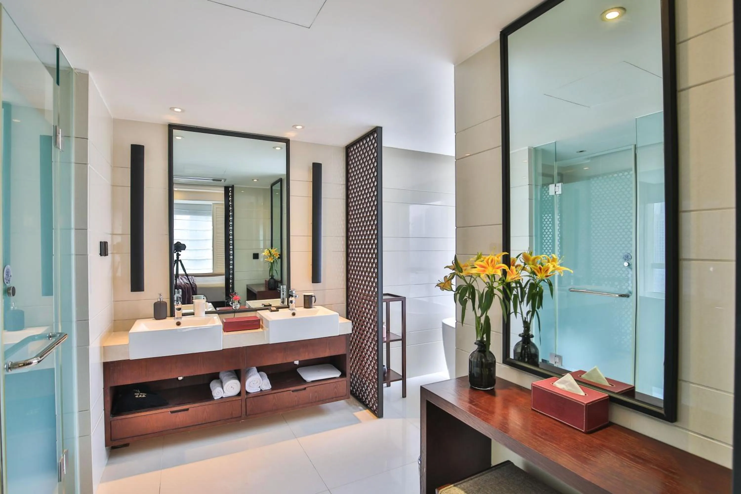 Toilet in SSAW Boutique Hotel Shanghai Bund