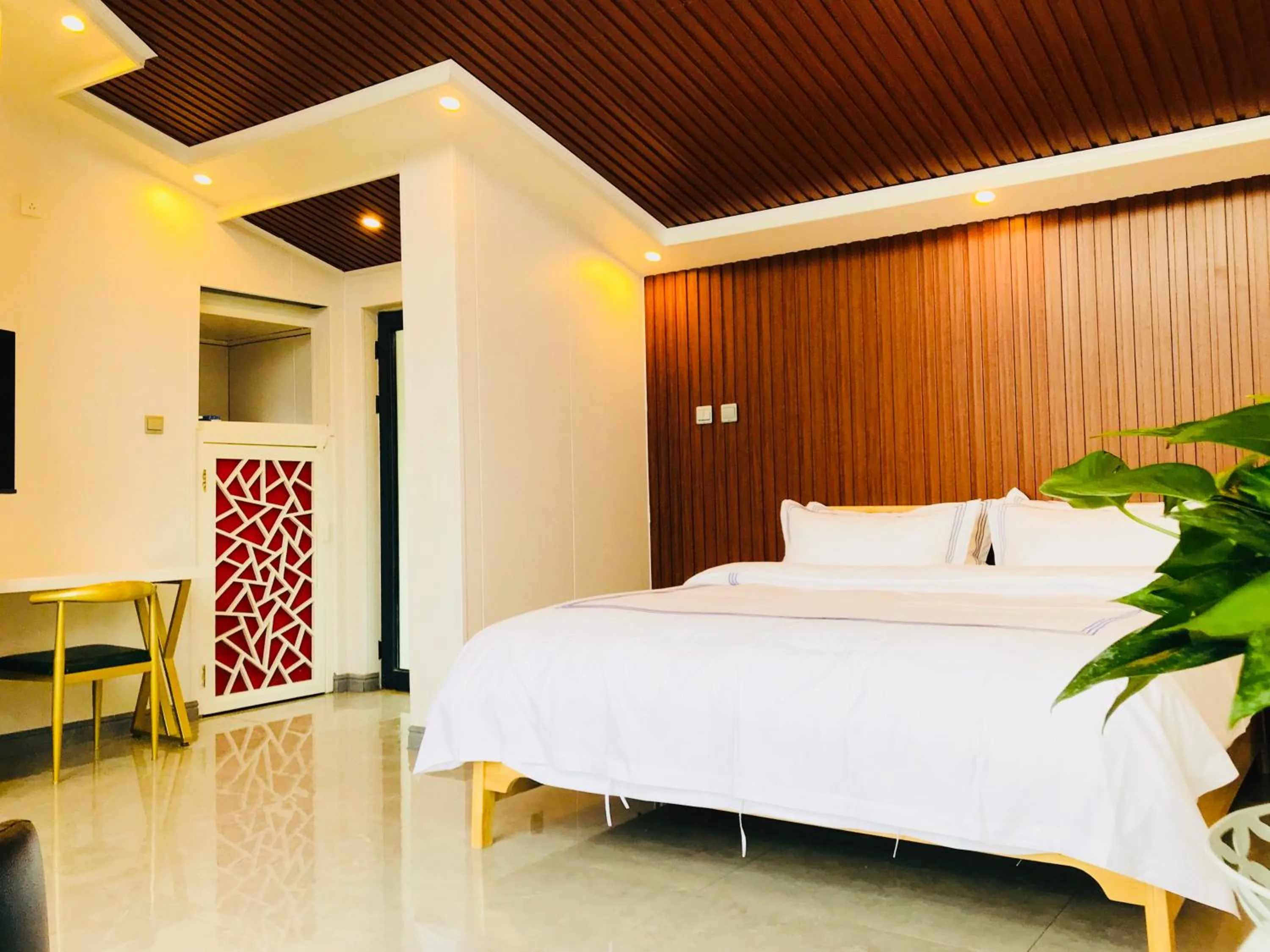 Bedroom, Bed in Home of the Great Wall