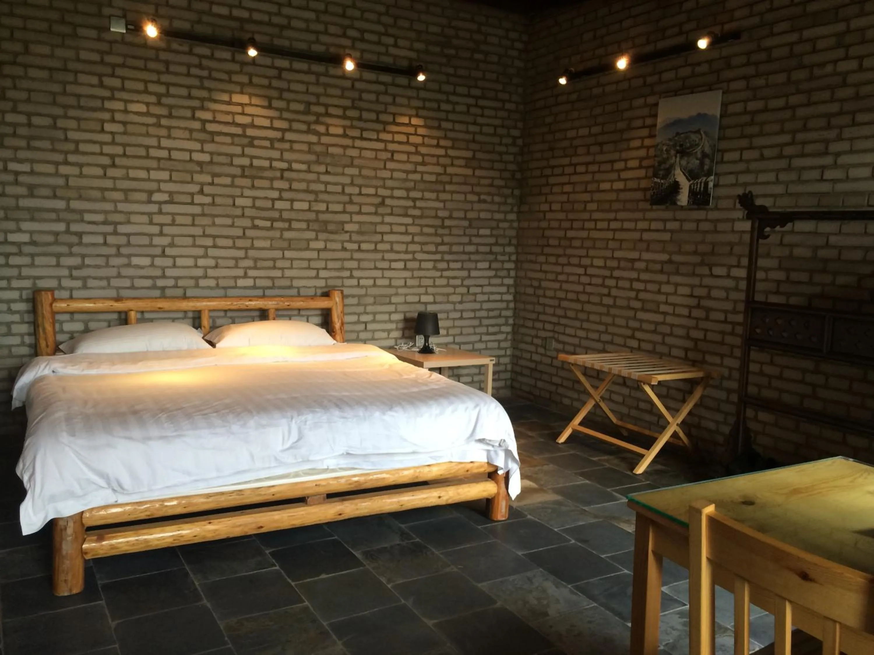 Bed in Home of the Great Wall