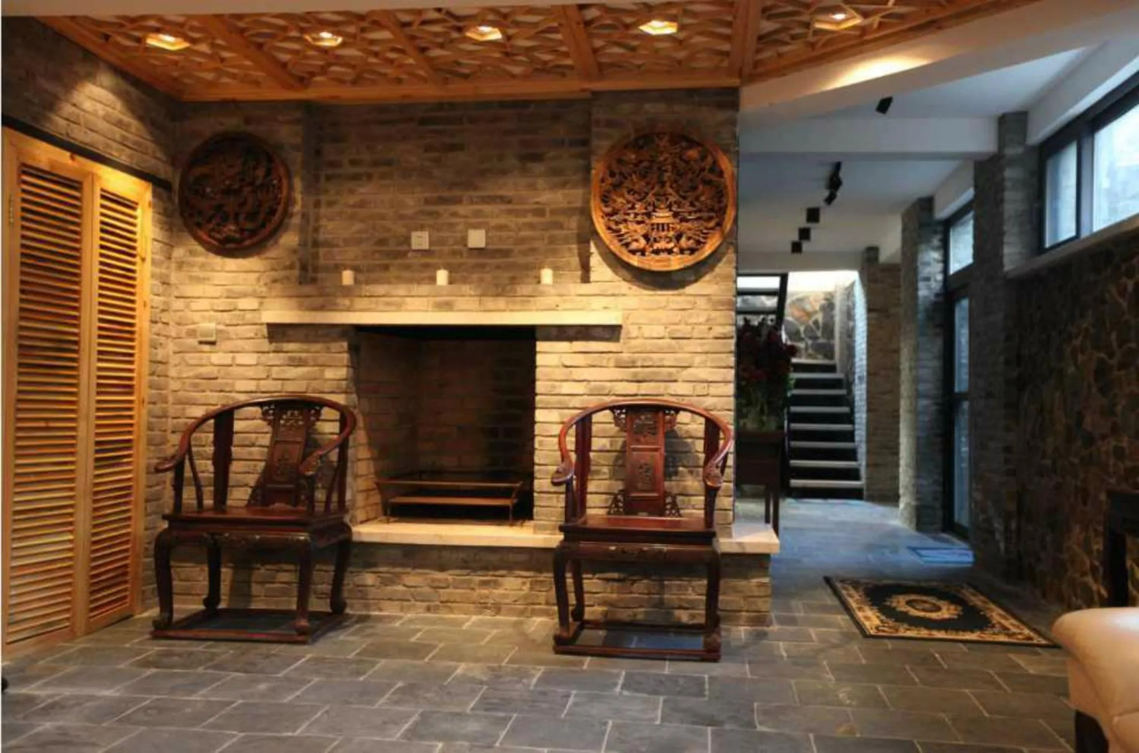 Decorative detail in Home of the Great Wall