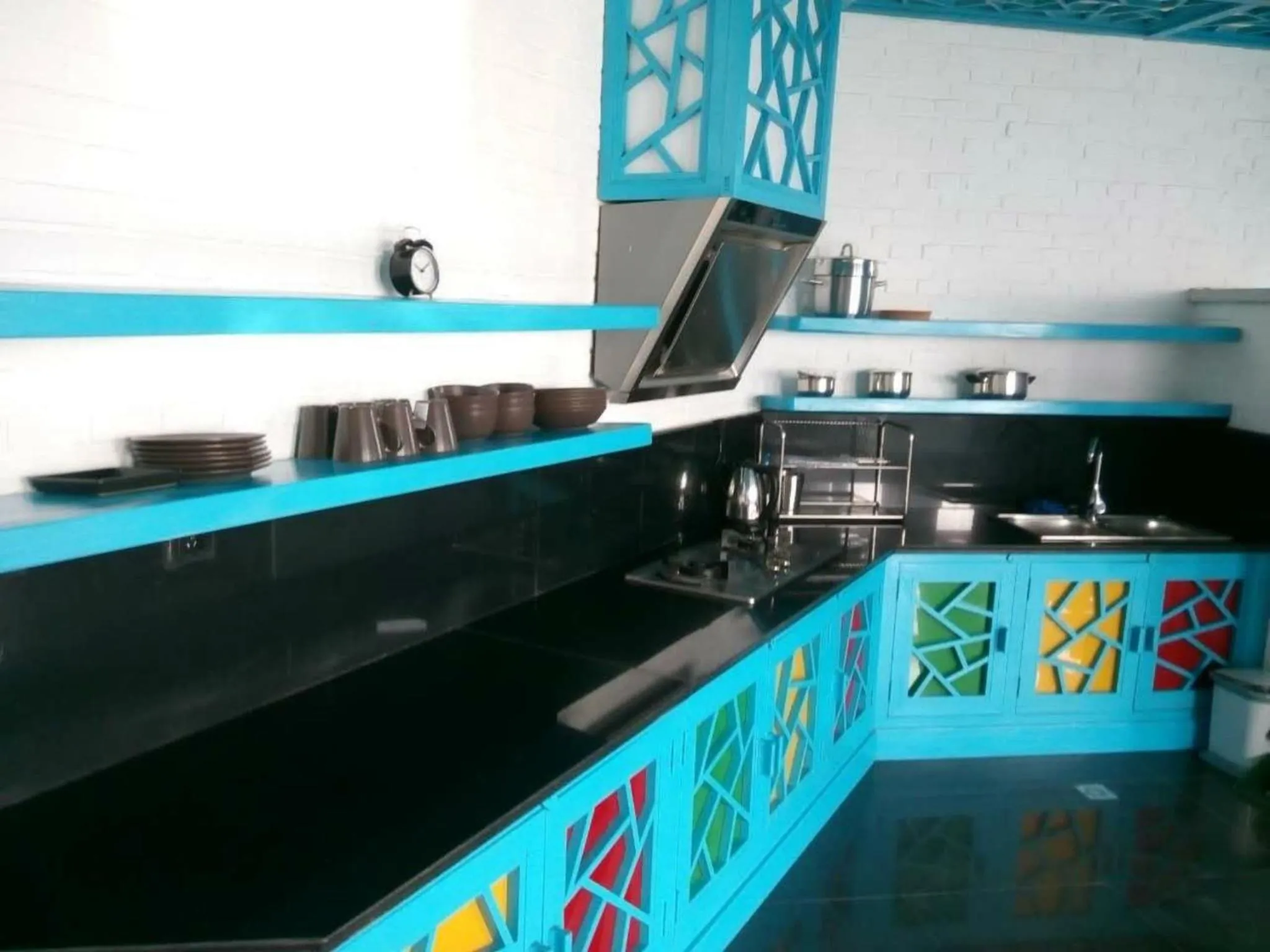 Kitchen or kitchenette in Home of the Great Wall