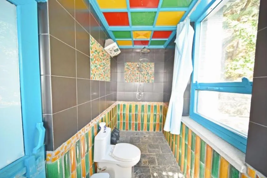Toilet in Home of the Great Wall
