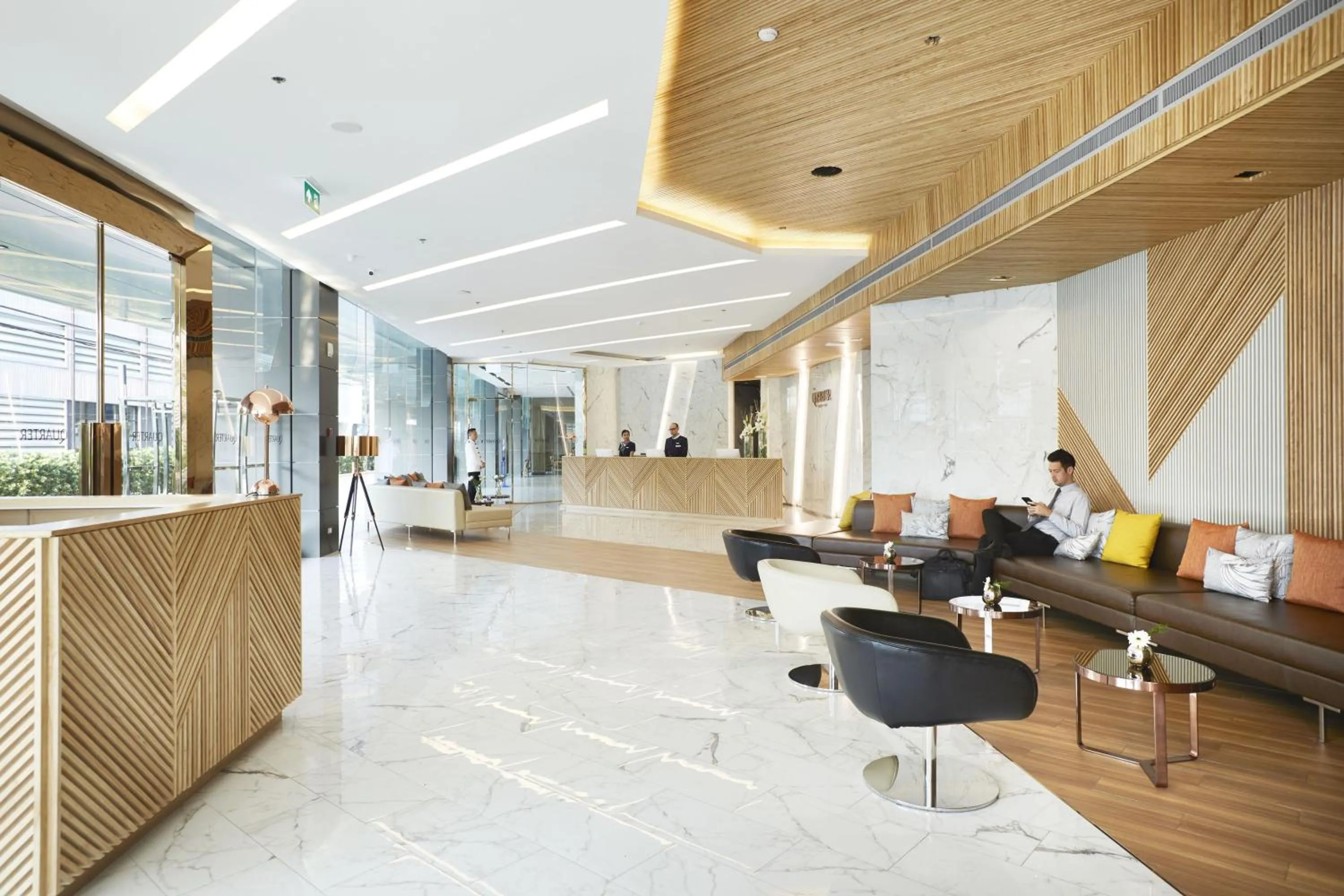 Lobby or reception in The Quarter Ari by UHG