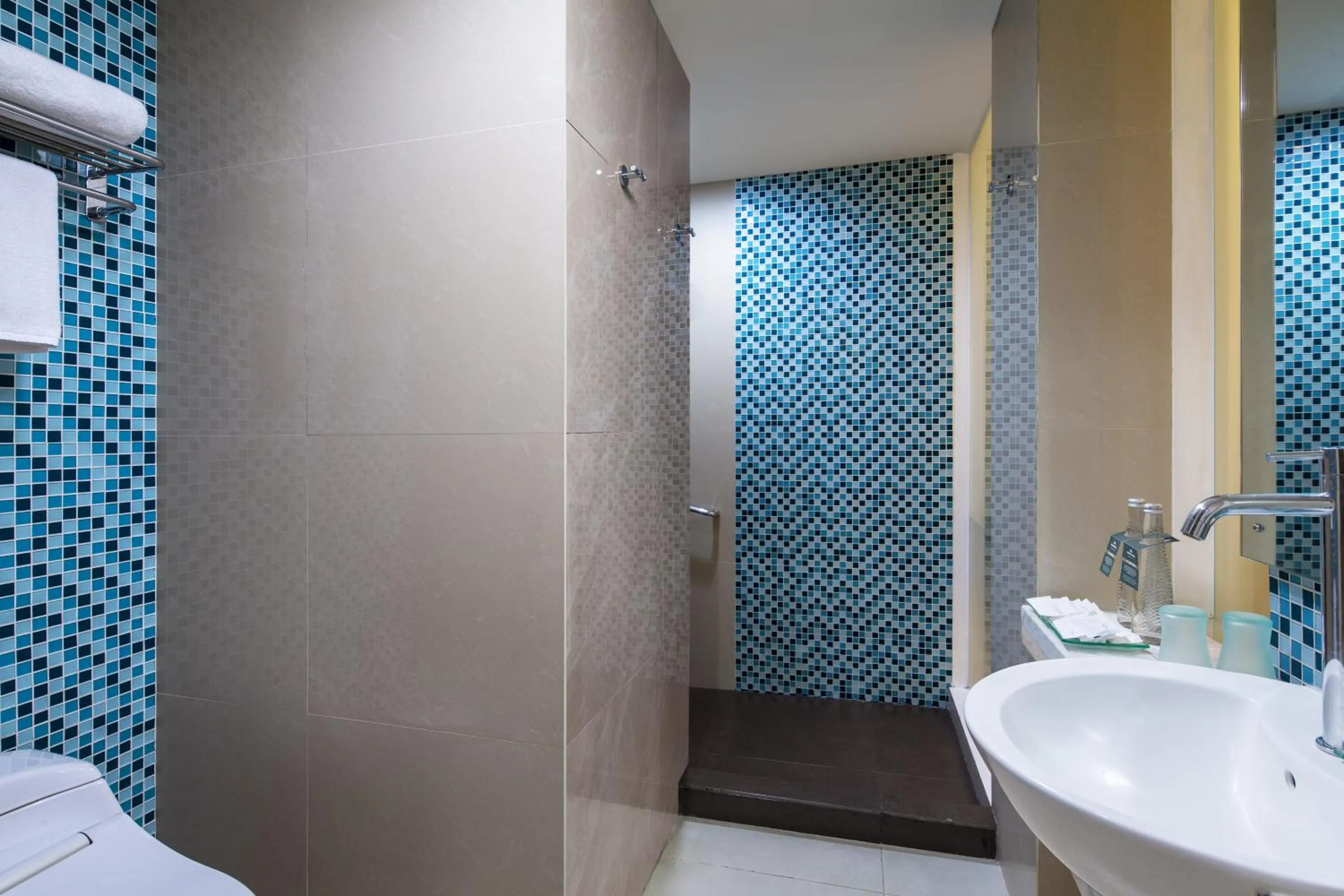 Bathroom in Hotel Santika BSD City-Serpong