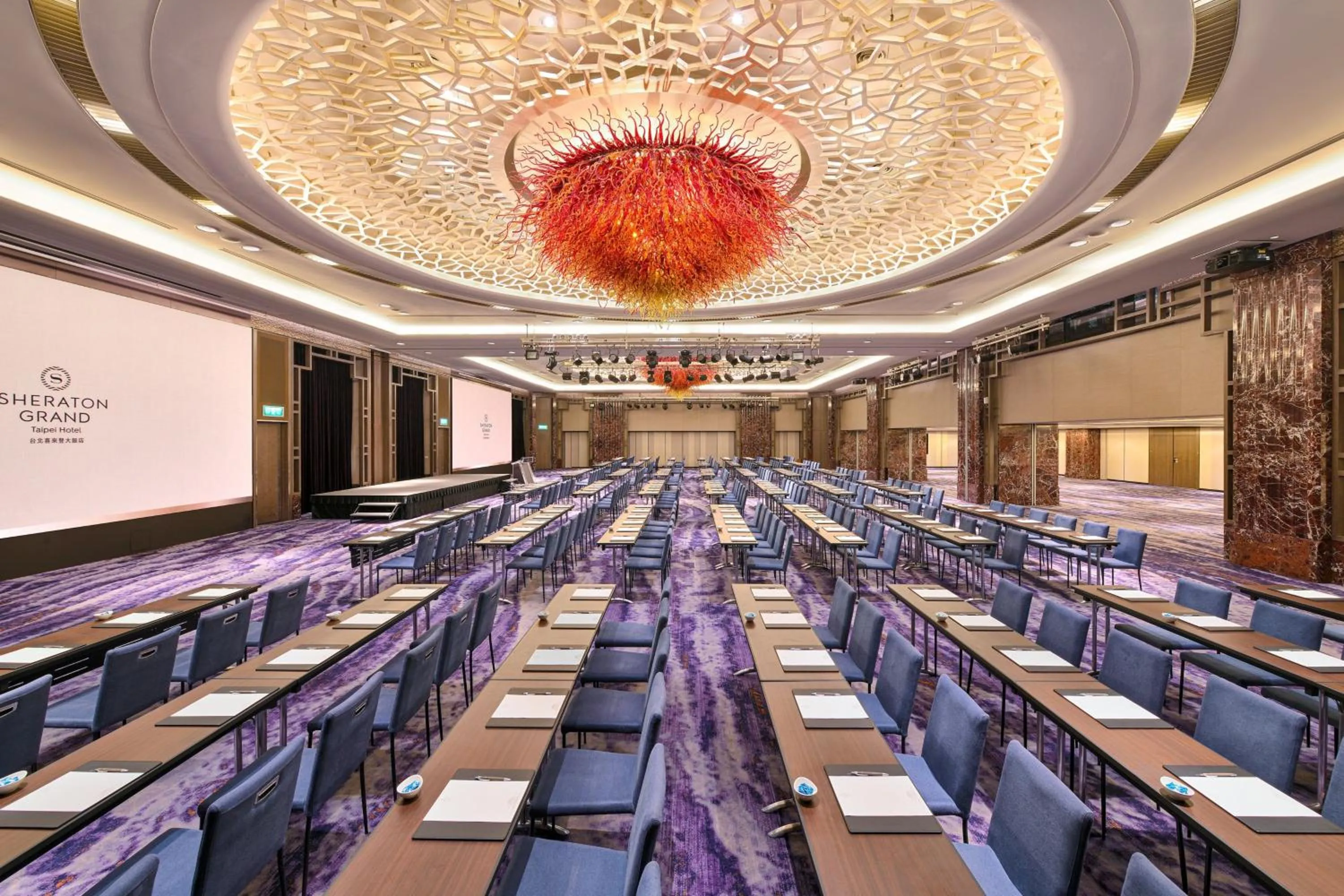 Meeting/conference room in Sheraton Grand Taipei Hotel