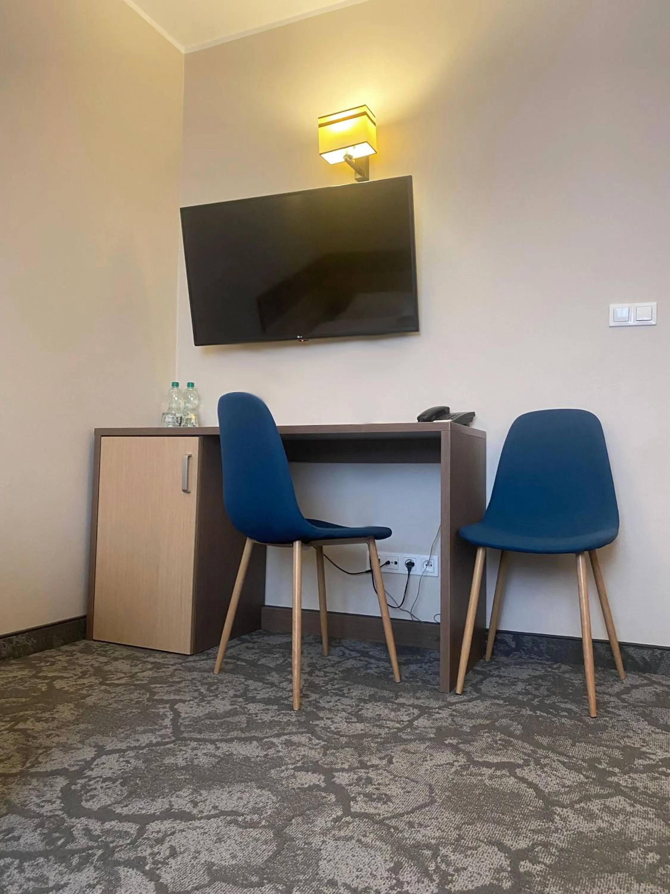 TV and multimedia in Hotel Sleep Wrocław