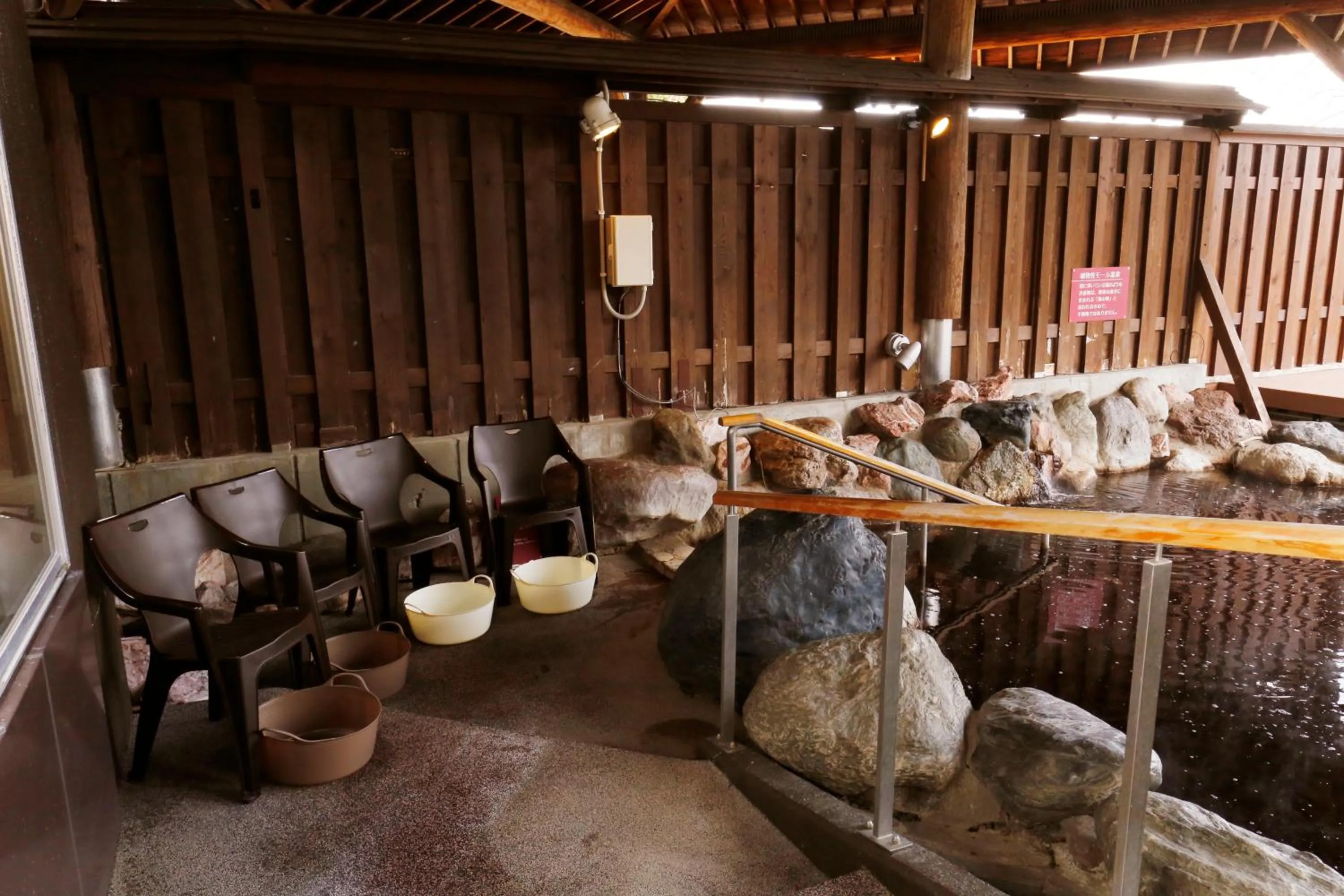 Area and facilities in Kangetsuen