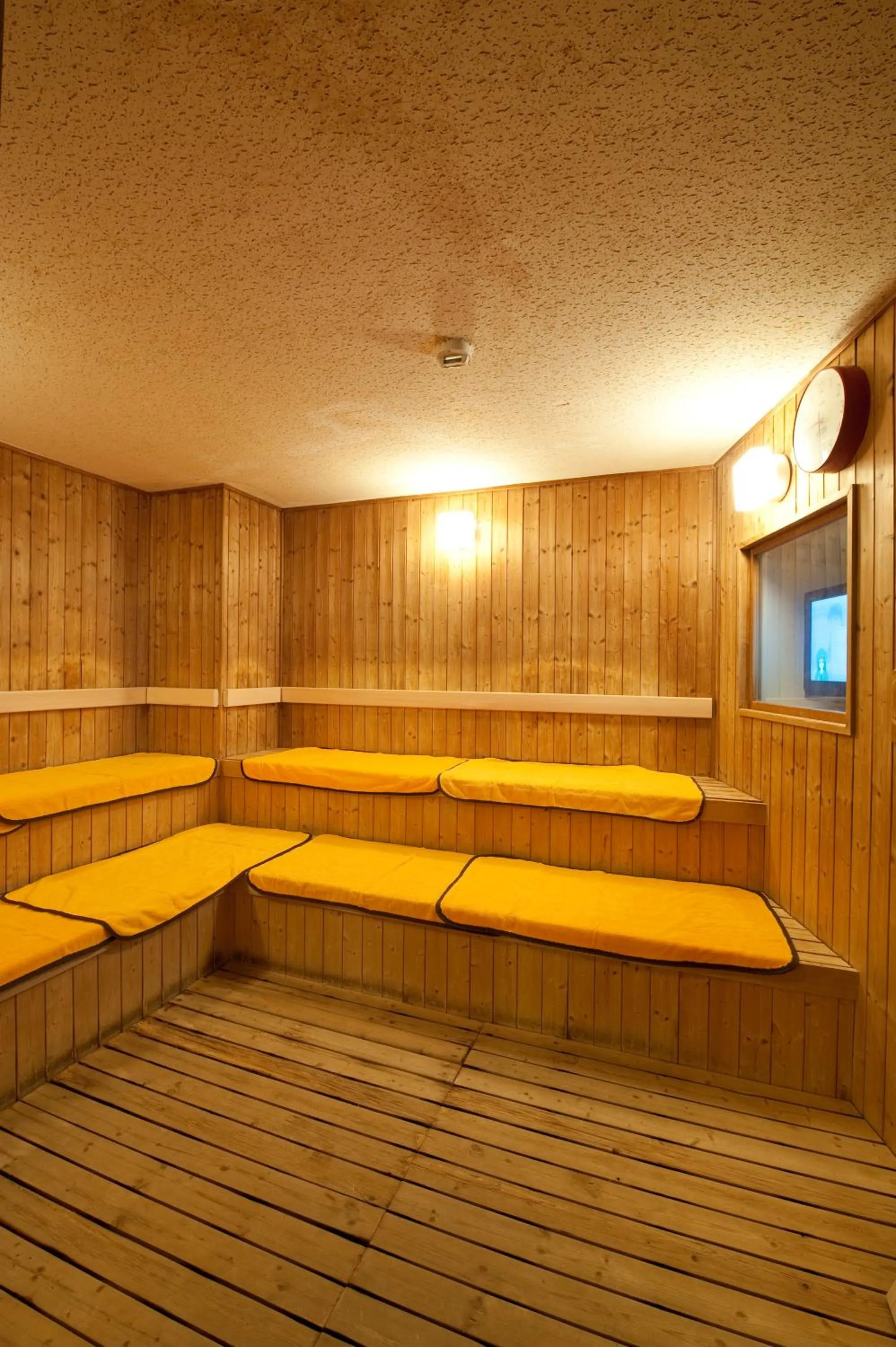 Sauna in Kangetsuen
