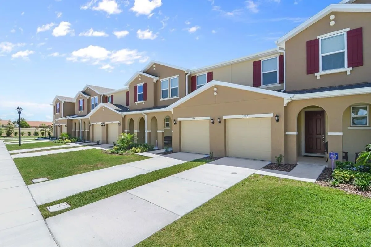 Four Bedroom with GameRoom 5150A