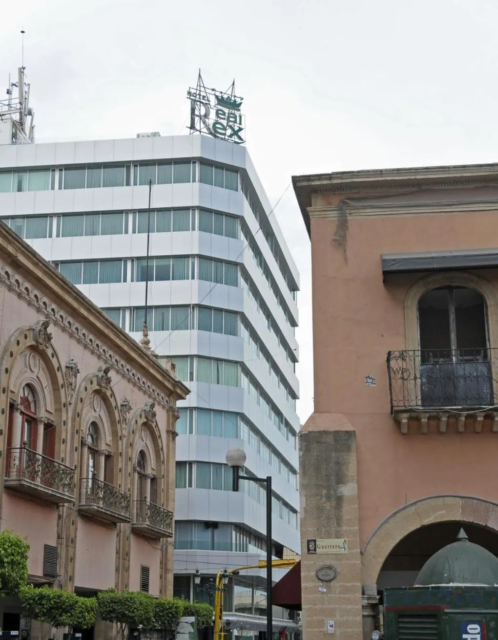 Facade/entrance in Hotel Real Rex