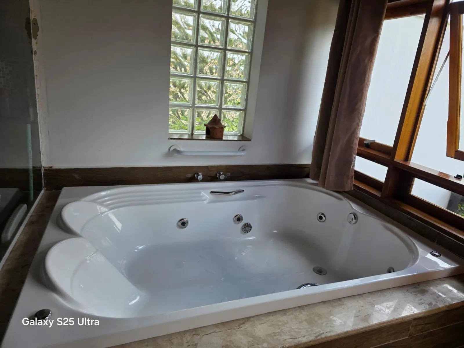 Hot Tub in Chalés Colline Verte