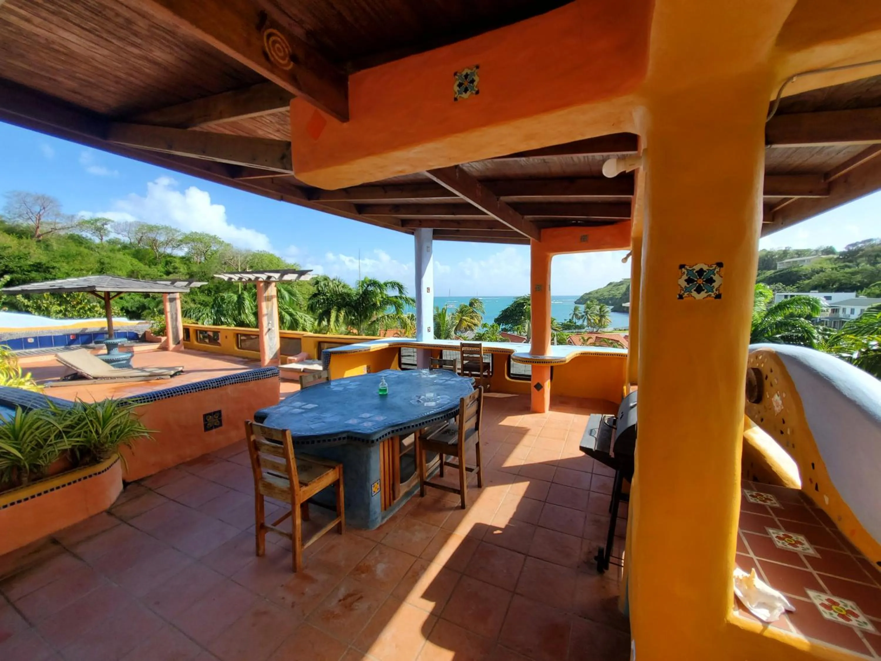 Reef View Pavilions - Villas & Condos