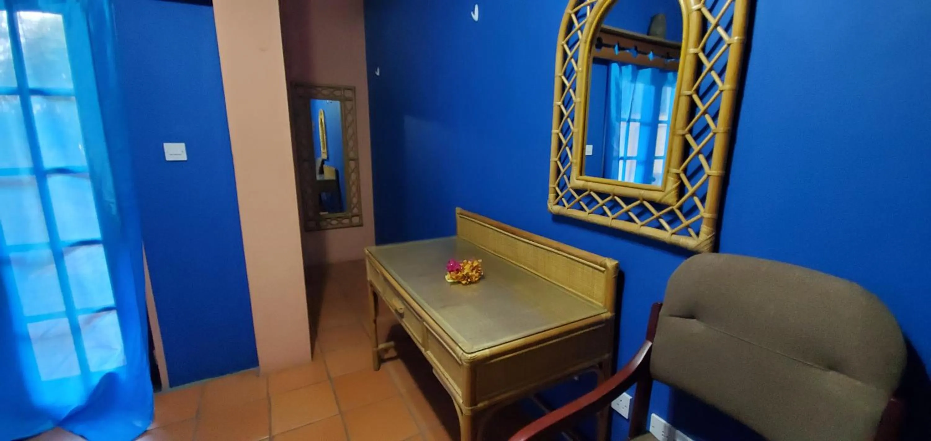 Reef View Pavilions - Villas & Condos