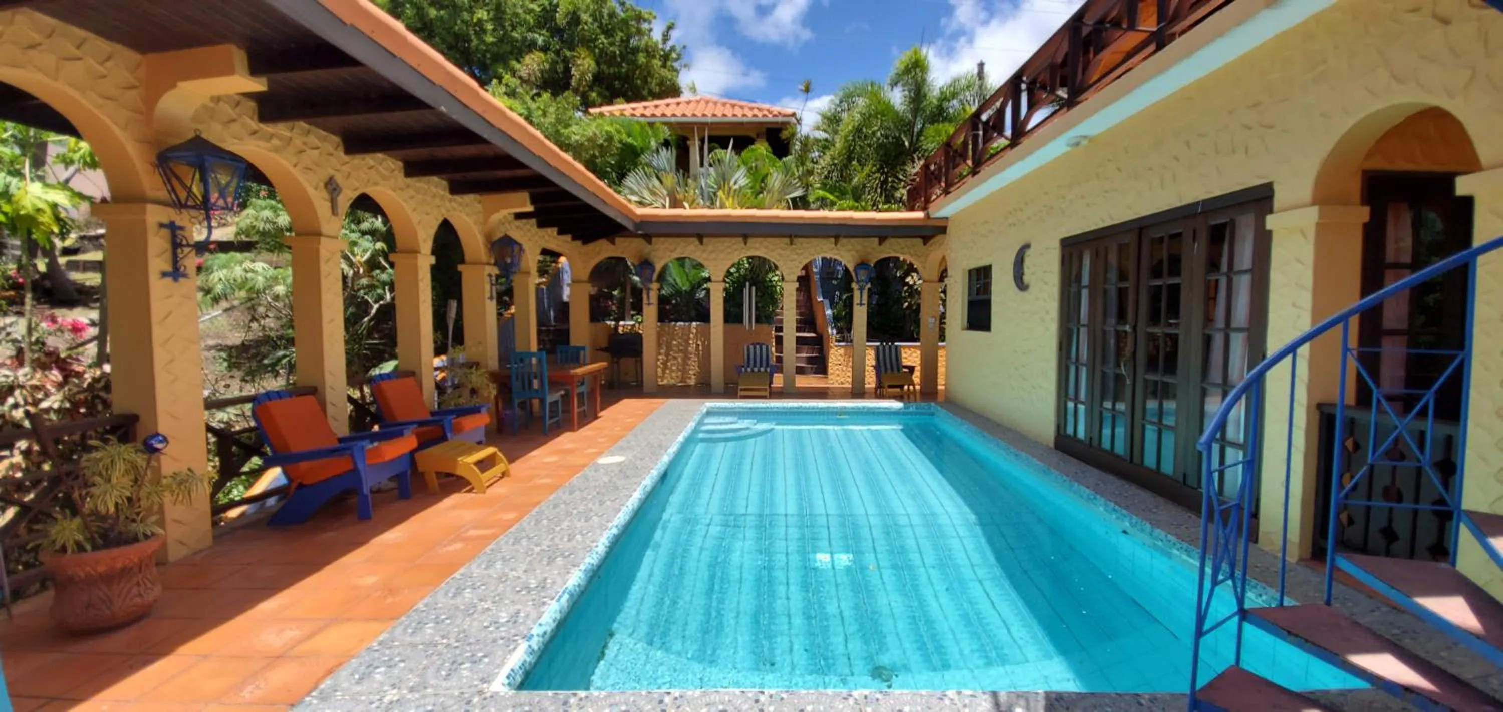 Reef View Pavilions - Villas & Condos