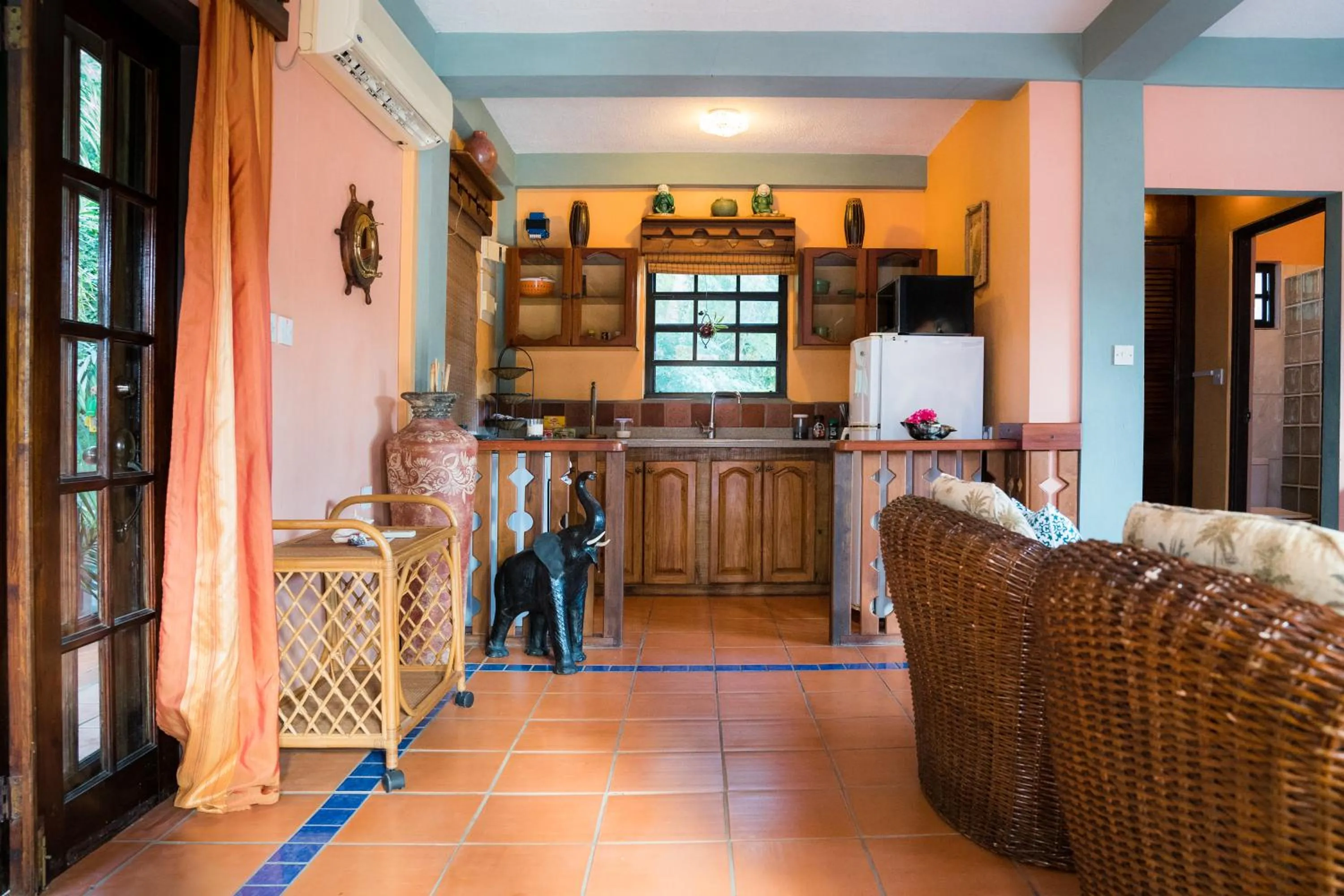 Reef View Pavilions - Villas & Condos