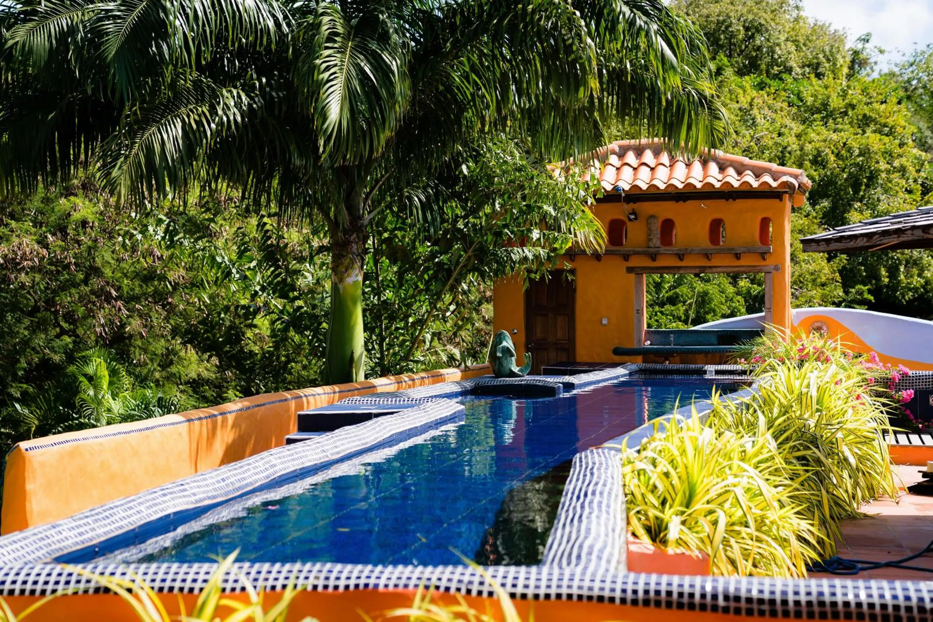 Reef View Pavilions - Villas & Condos