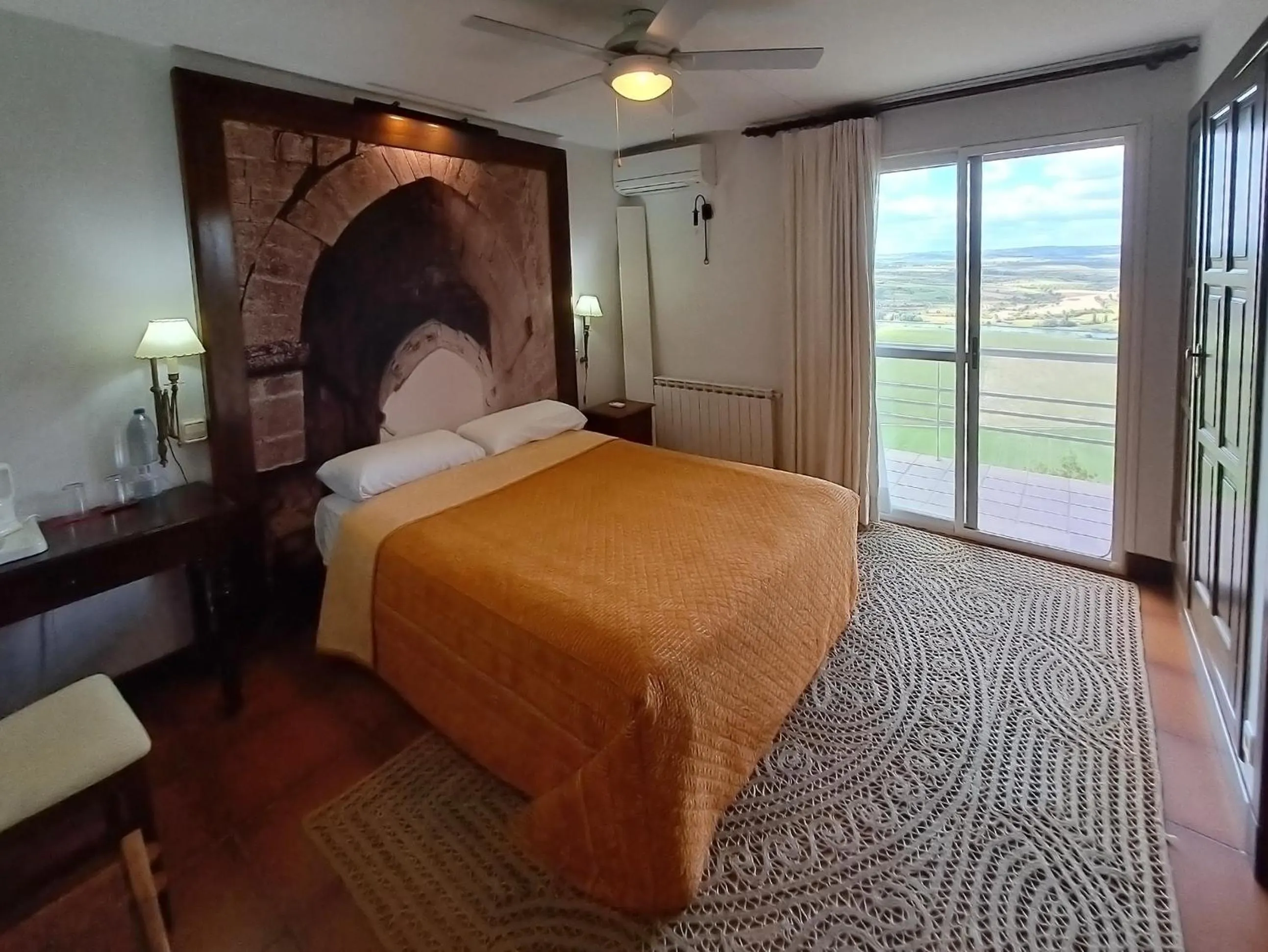 Bed in Hotel Rural & Spa Las Nubes