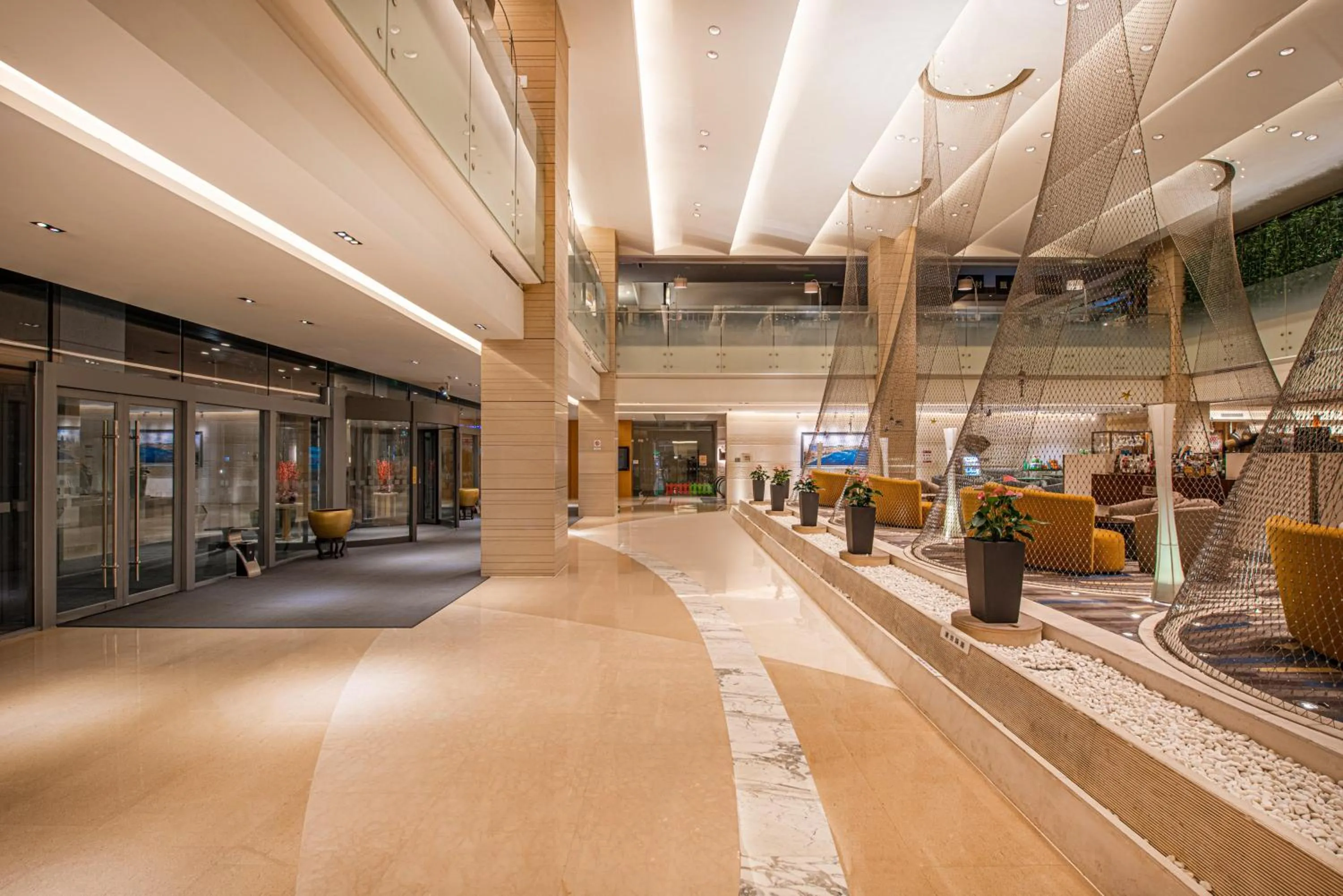 Property building in Holiday Inn Qingdao City Center by IHG - May 4th Square