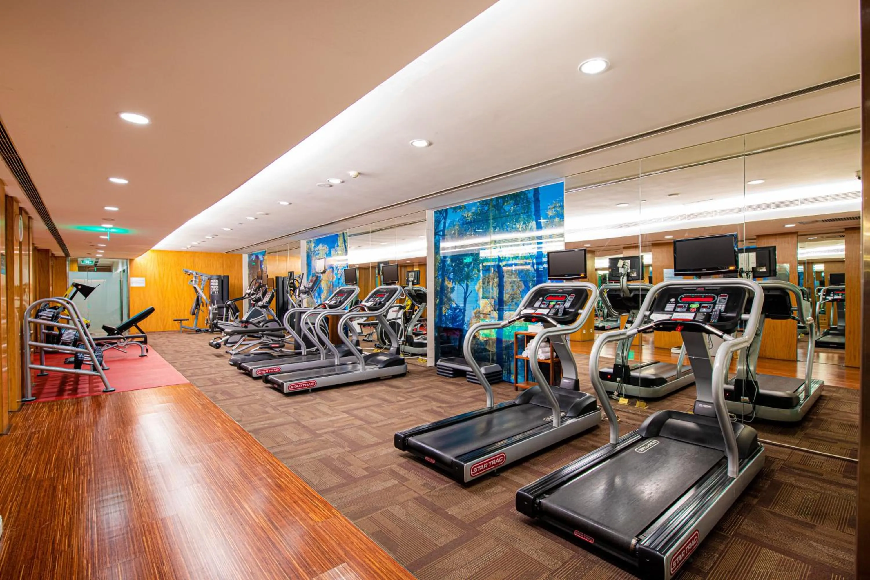 Spa and wellness centre/facilities in Holiday Inn Qingdao City Center by IHG - May 4th Square
