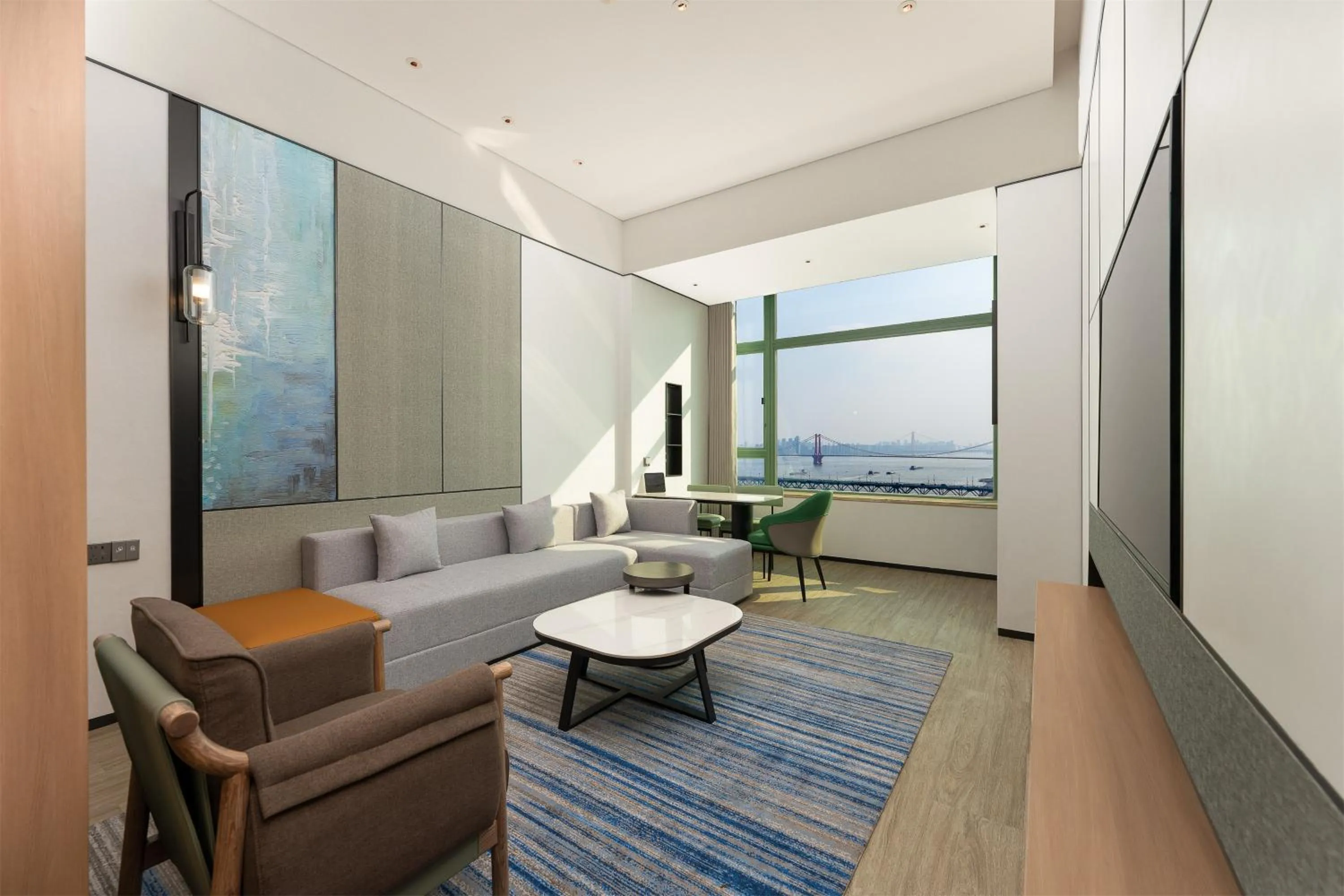 Photo of the whole room in Holiday Inn Wuhan Riverside by IHG