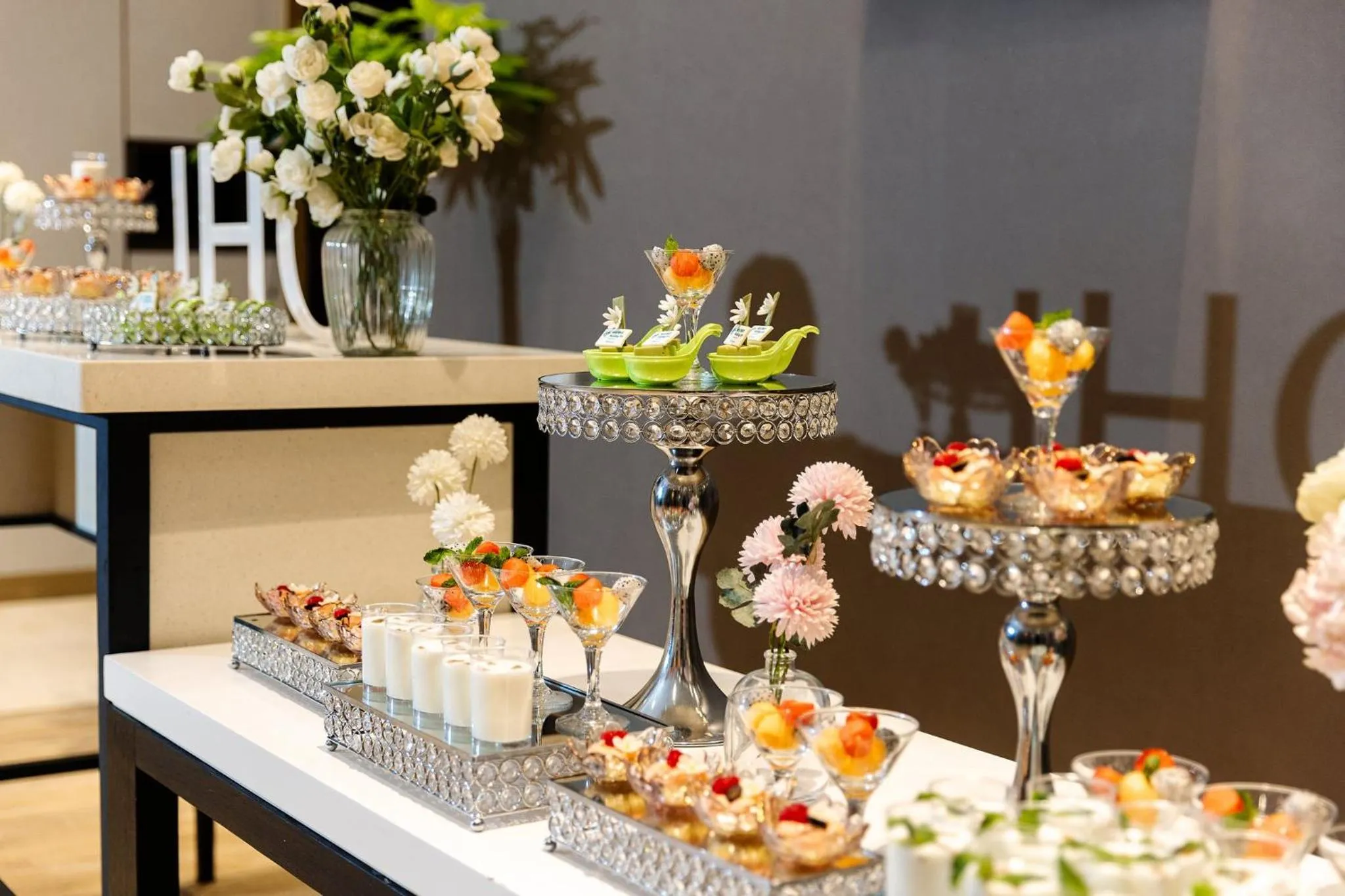 Meeting/conference room in Holiday Inn Wuhan Riverside by IHG