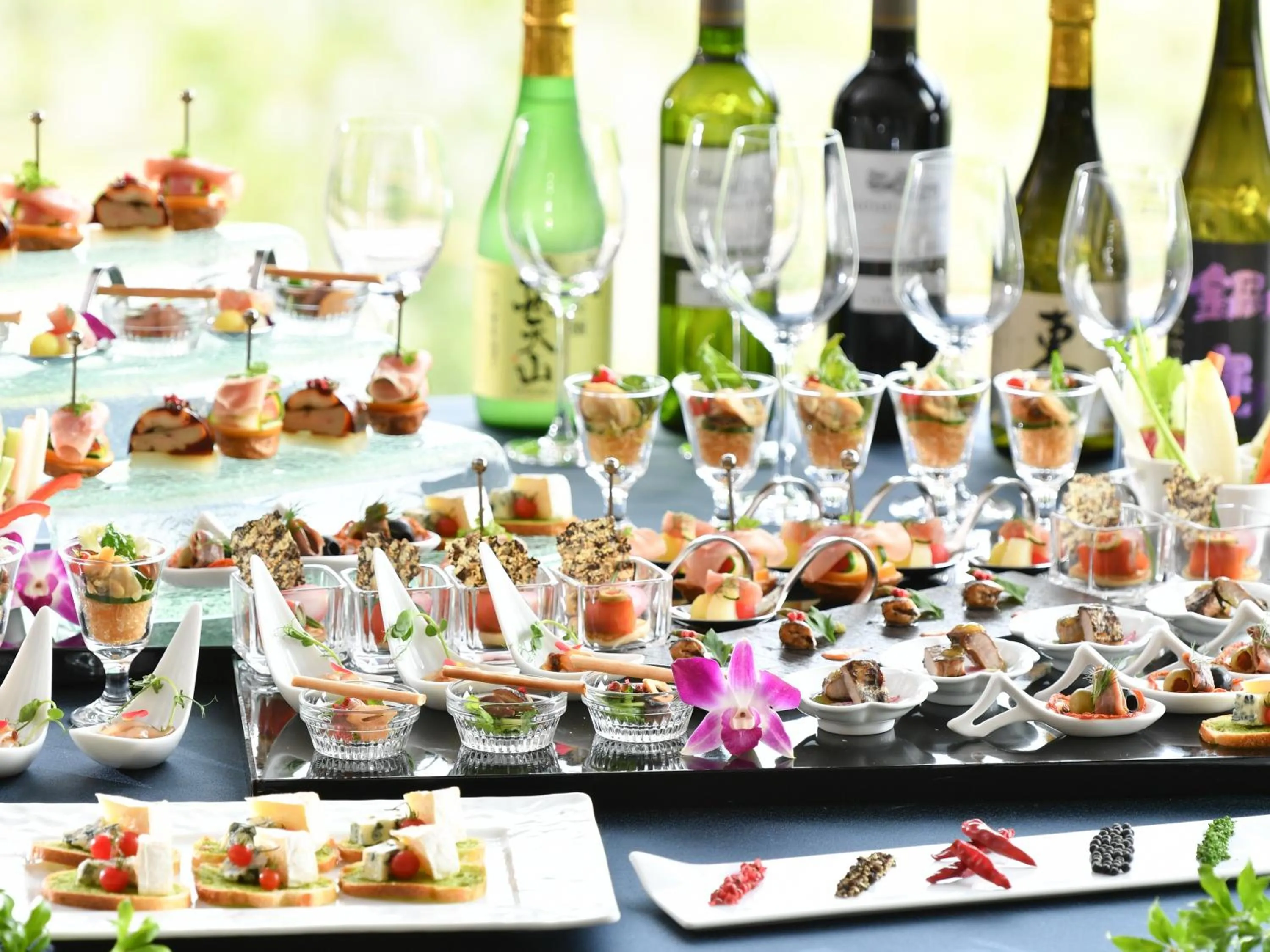 Lounge or bar in Garden Terrace Saga Hotel & Resorts