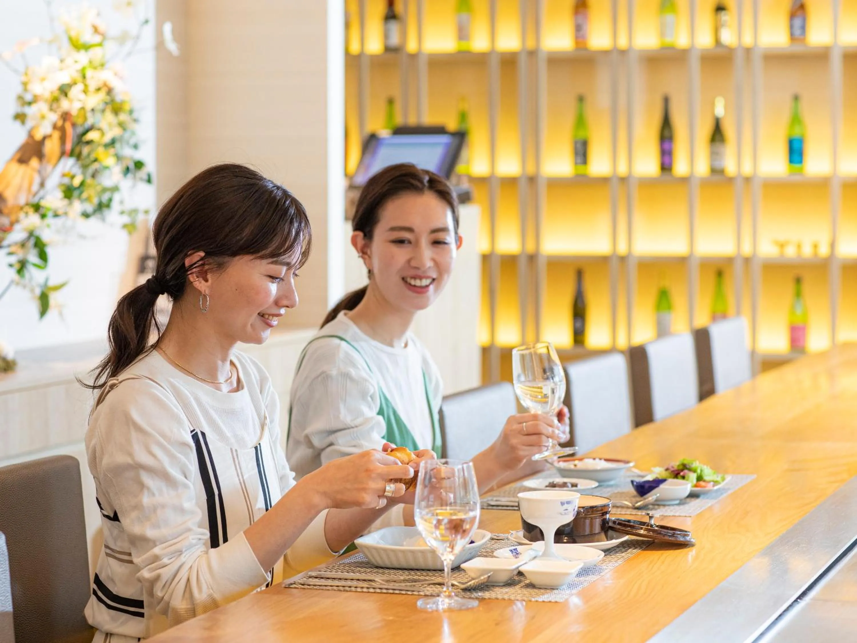 Restaurant/places to eat in Garden Terrace Saga Hotel & Resorts