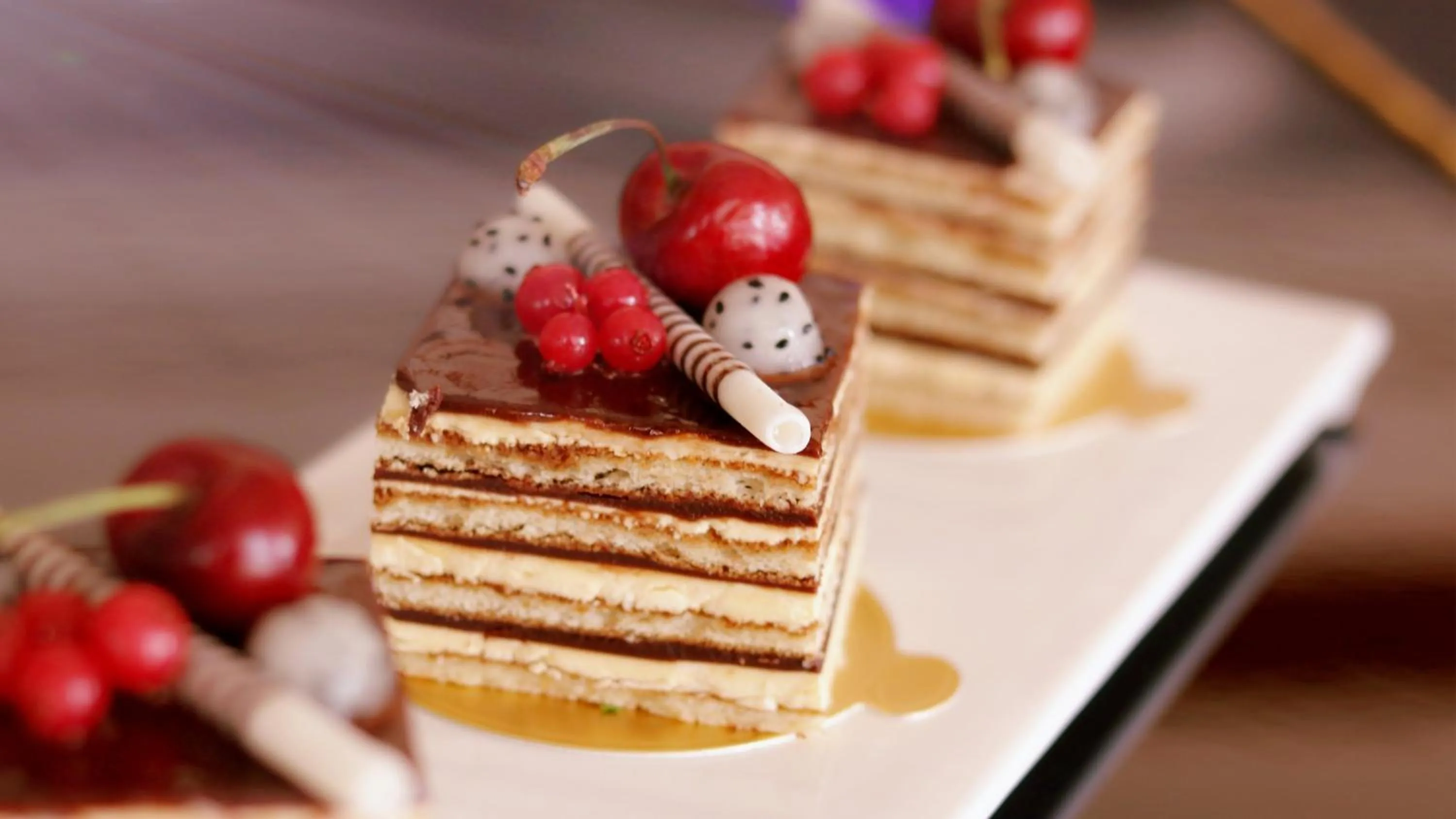 Lounge or bar, Food in Holiday Inn Hohhot